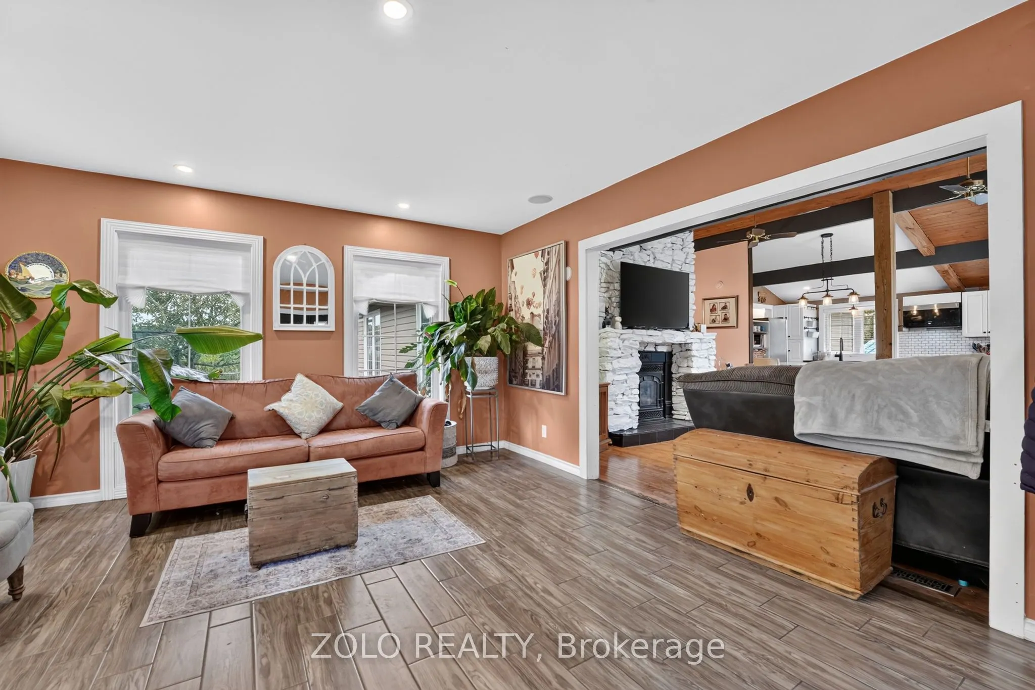 381 Beachview Avenue
