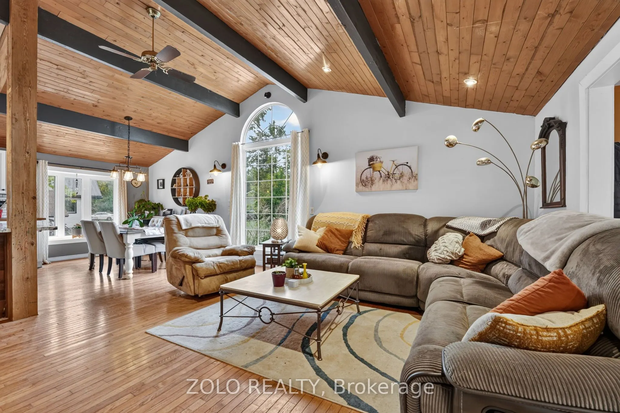 381 Beachview Avenue