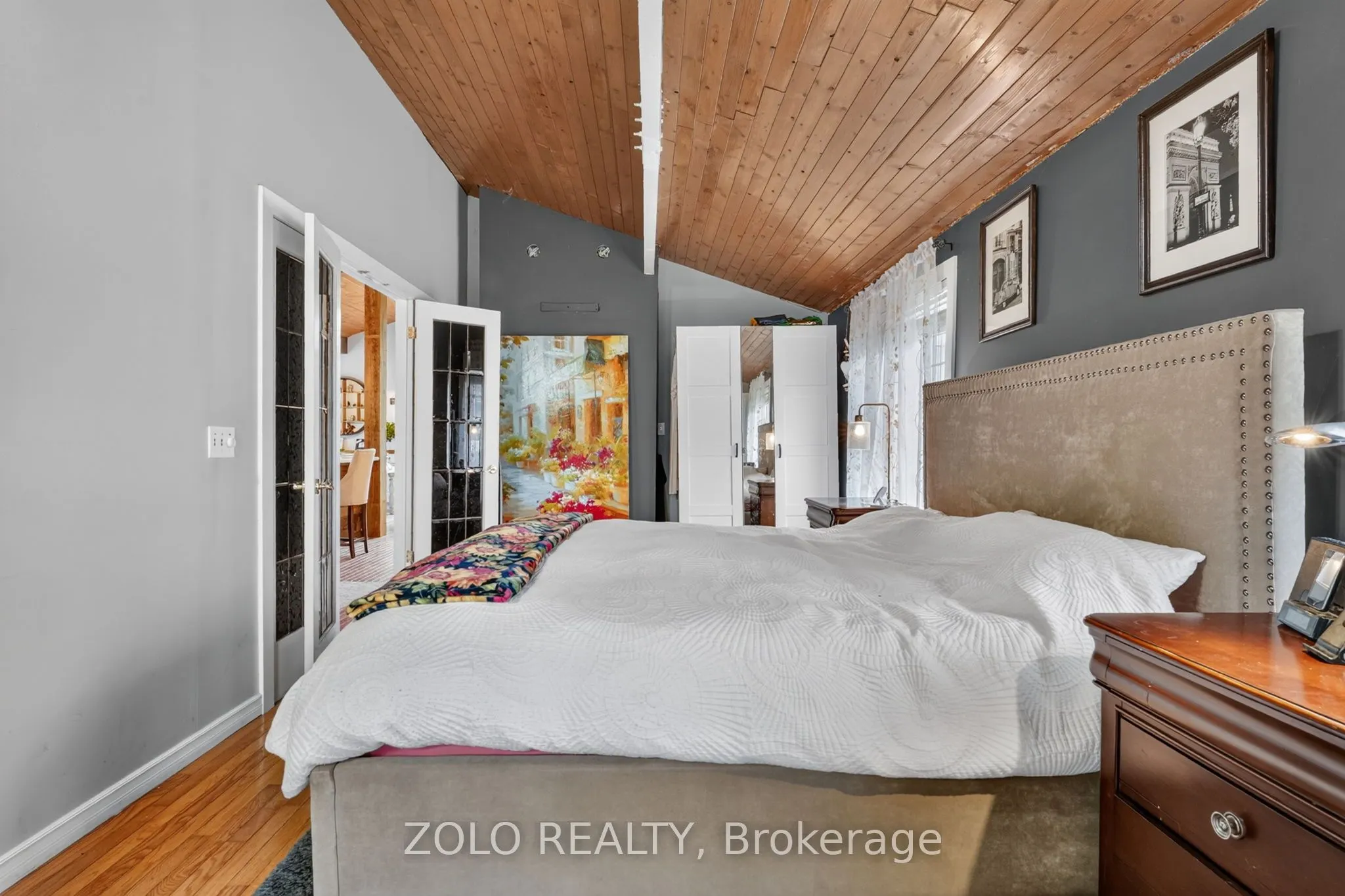 381 Beachview Avenue