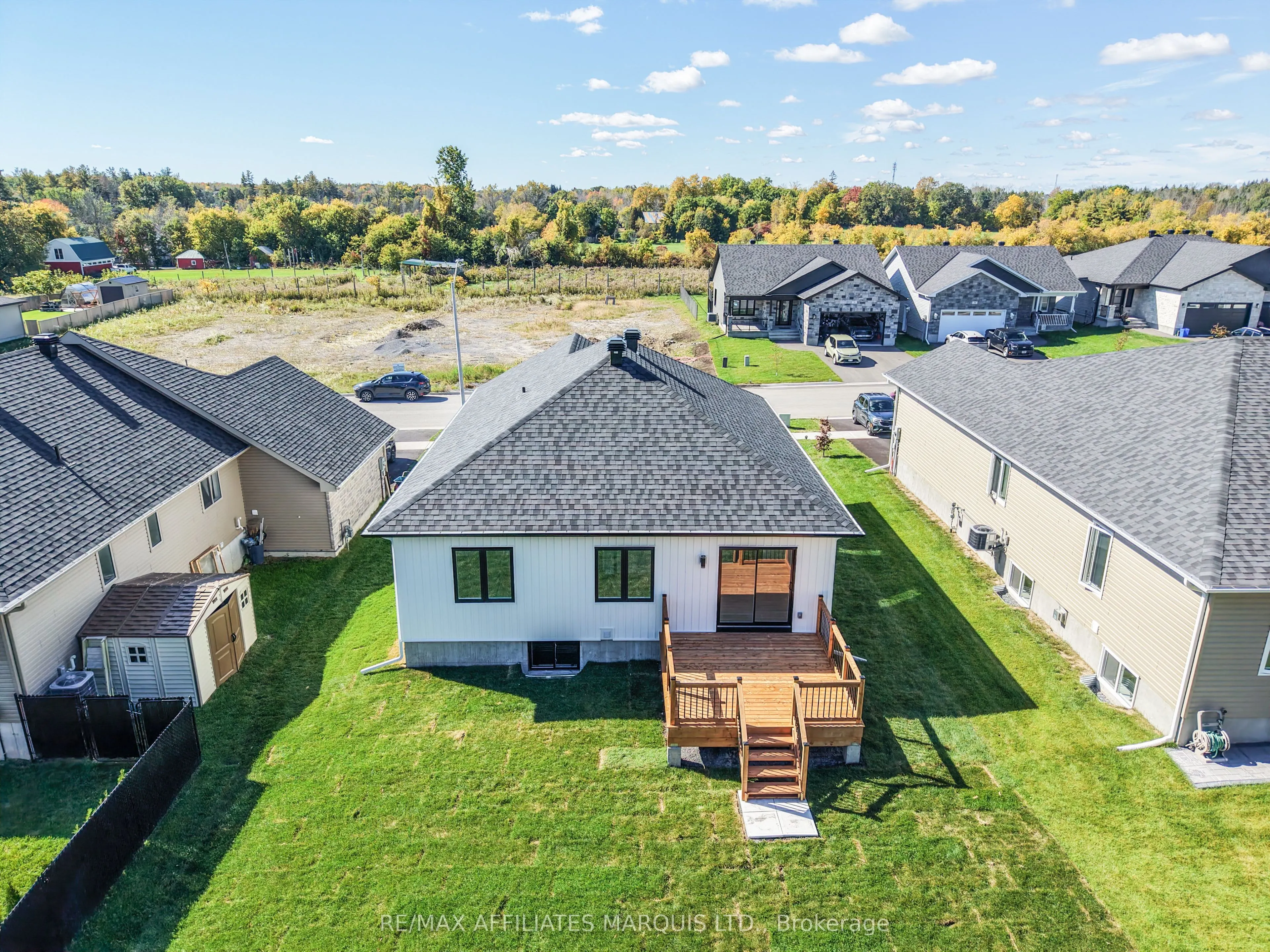49 Clover Lane