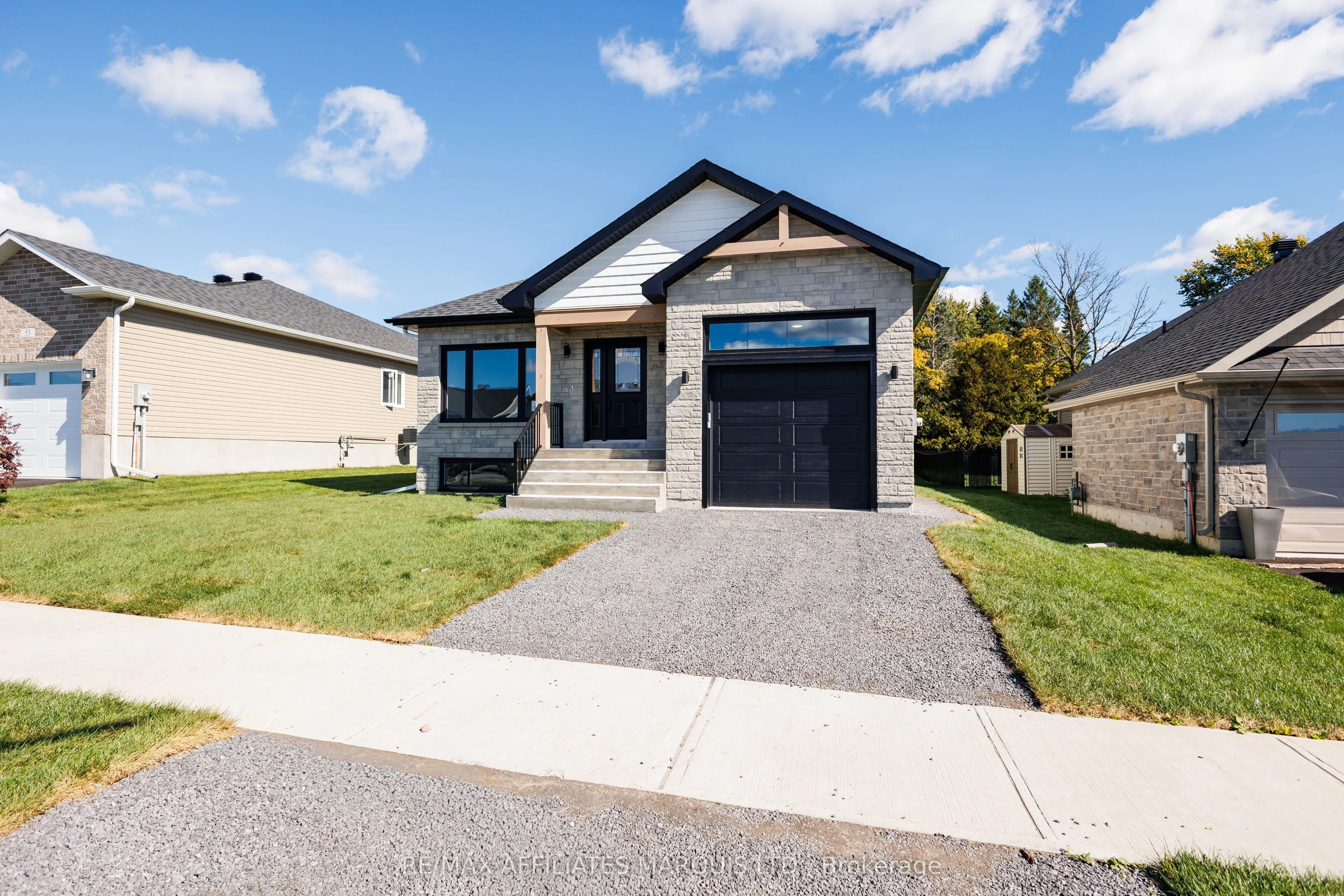 49 Clover Lane