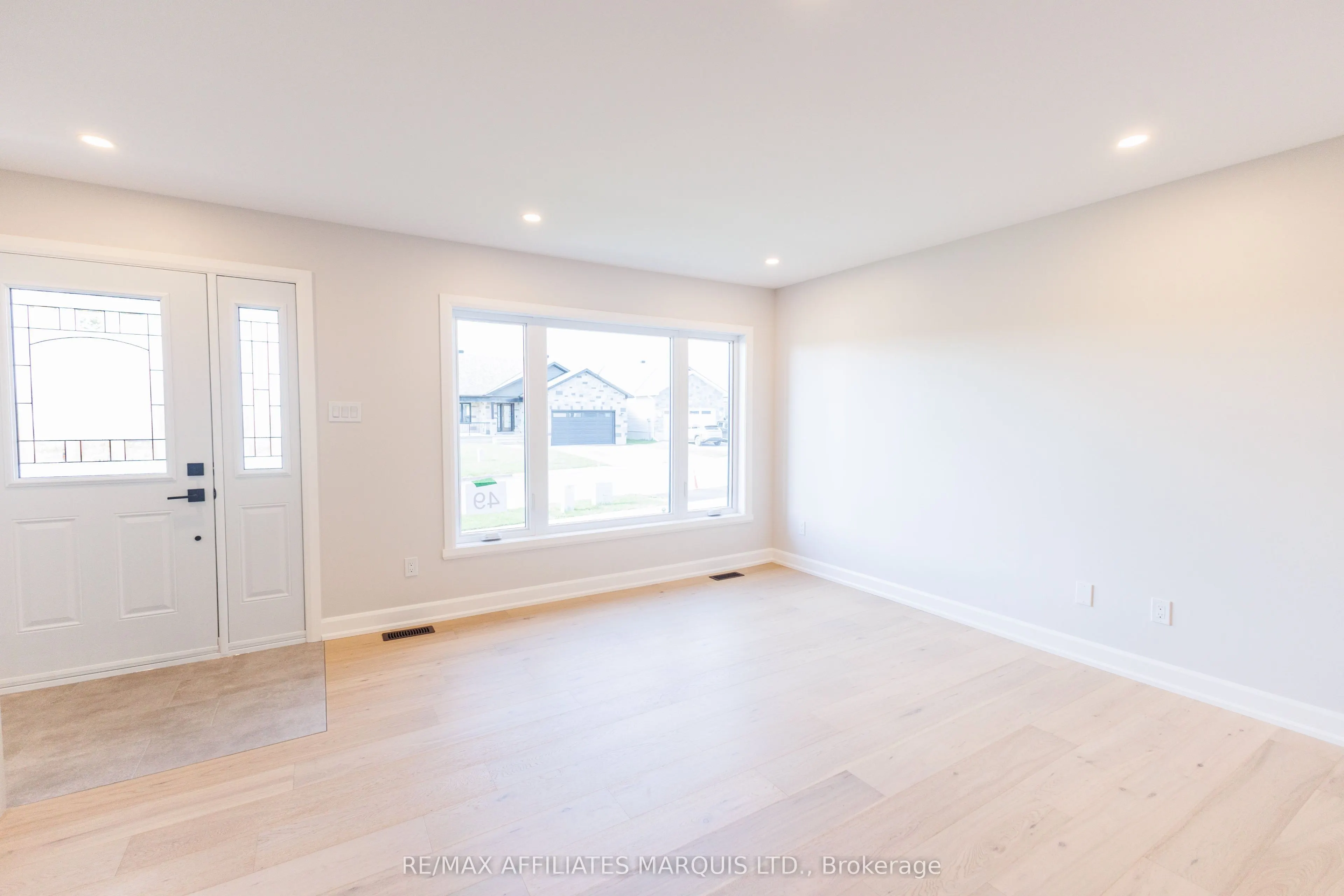 49 Clover Lane
