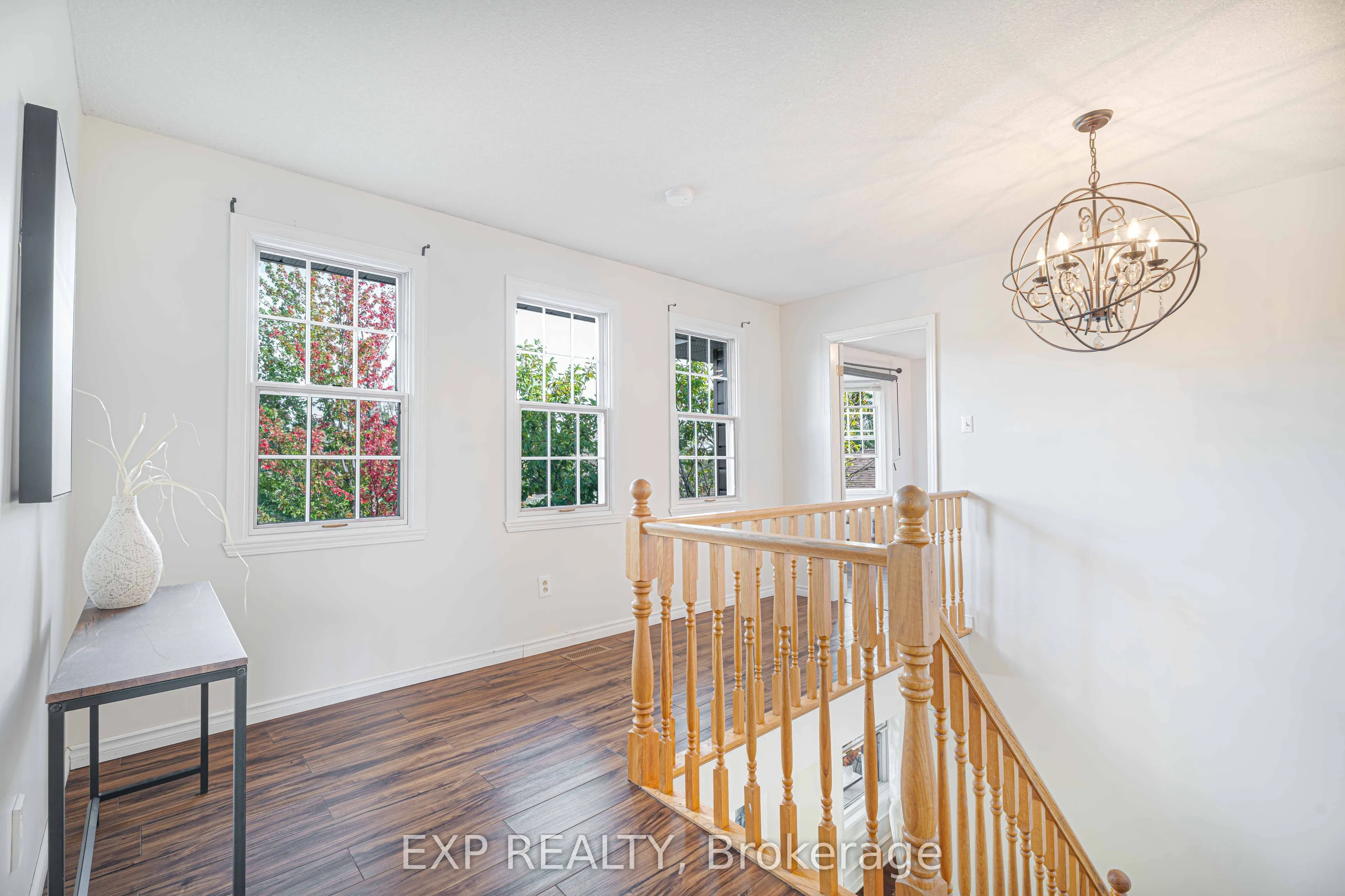1950 Mapleridge Drive