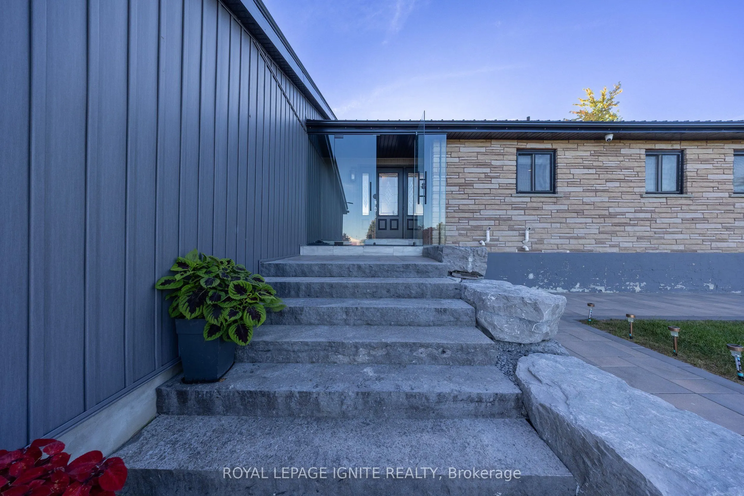 210 Washburn Island Road