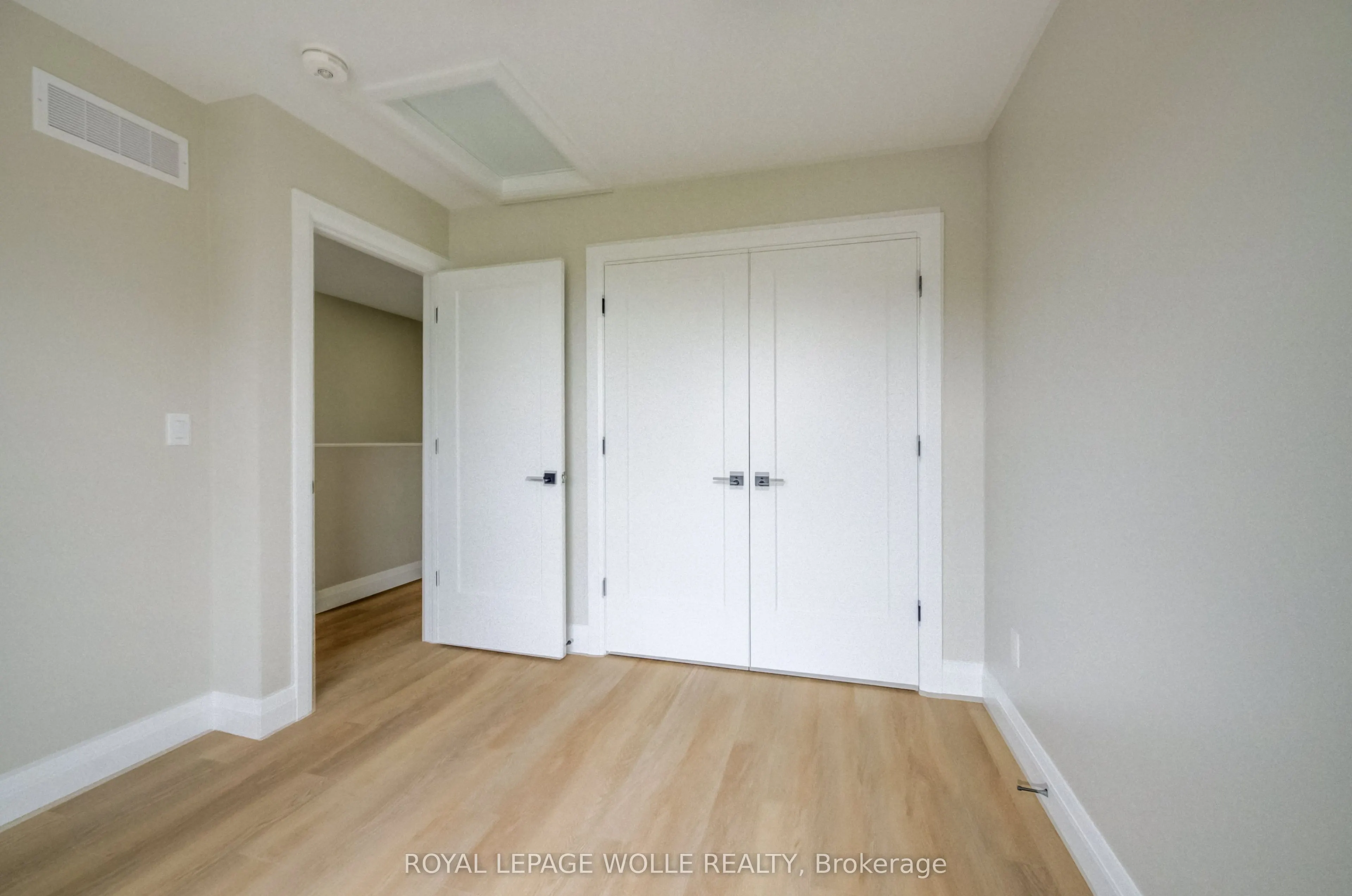 210 HERITAGE Drive #UNIT 15 (THE GROVE)