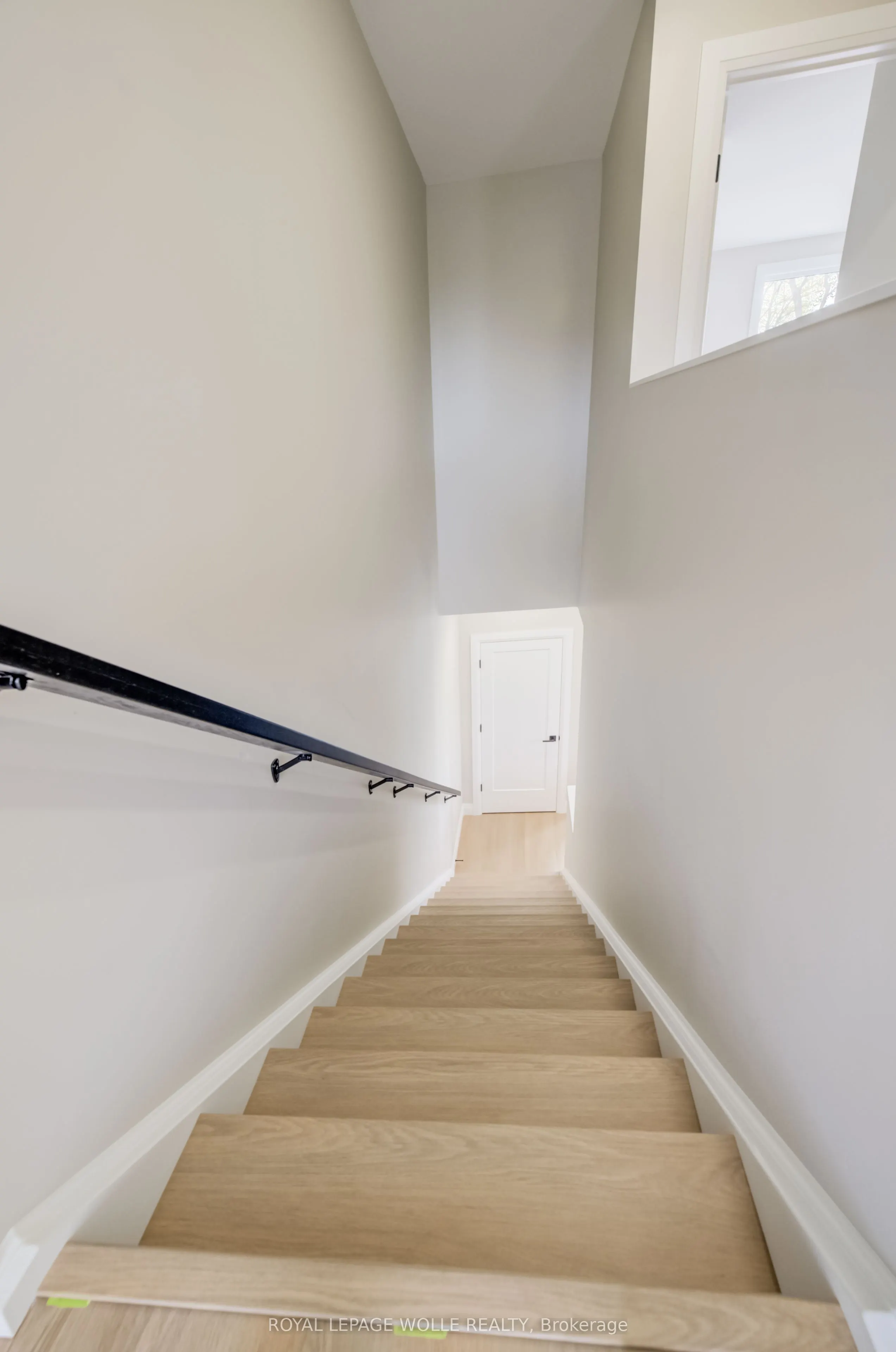 210 HERITAGE Drive #UNIT 15 (THE GROVE)