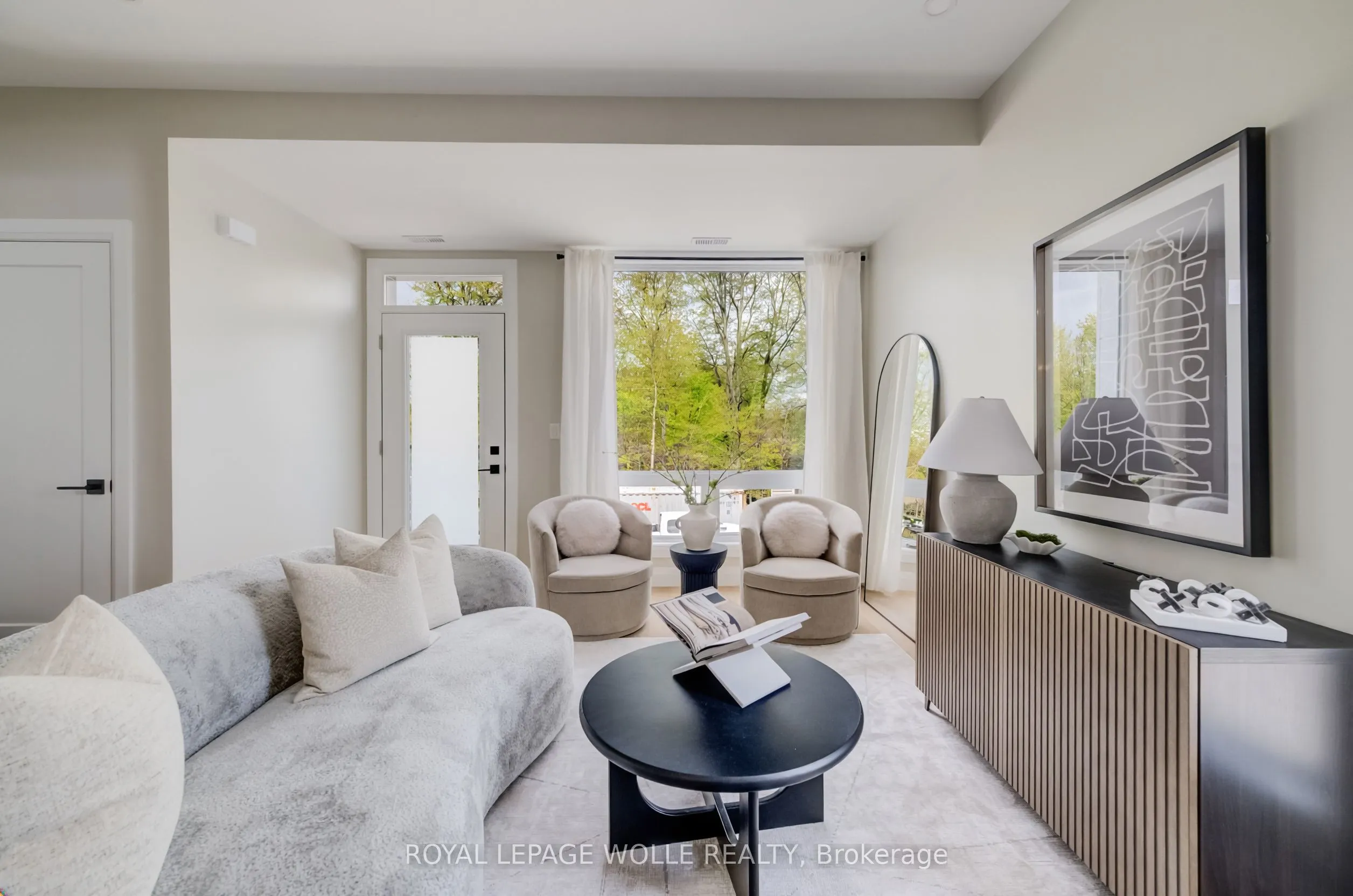 210 HERITAGE Drive #UNIT 15 (THE GROVE)
