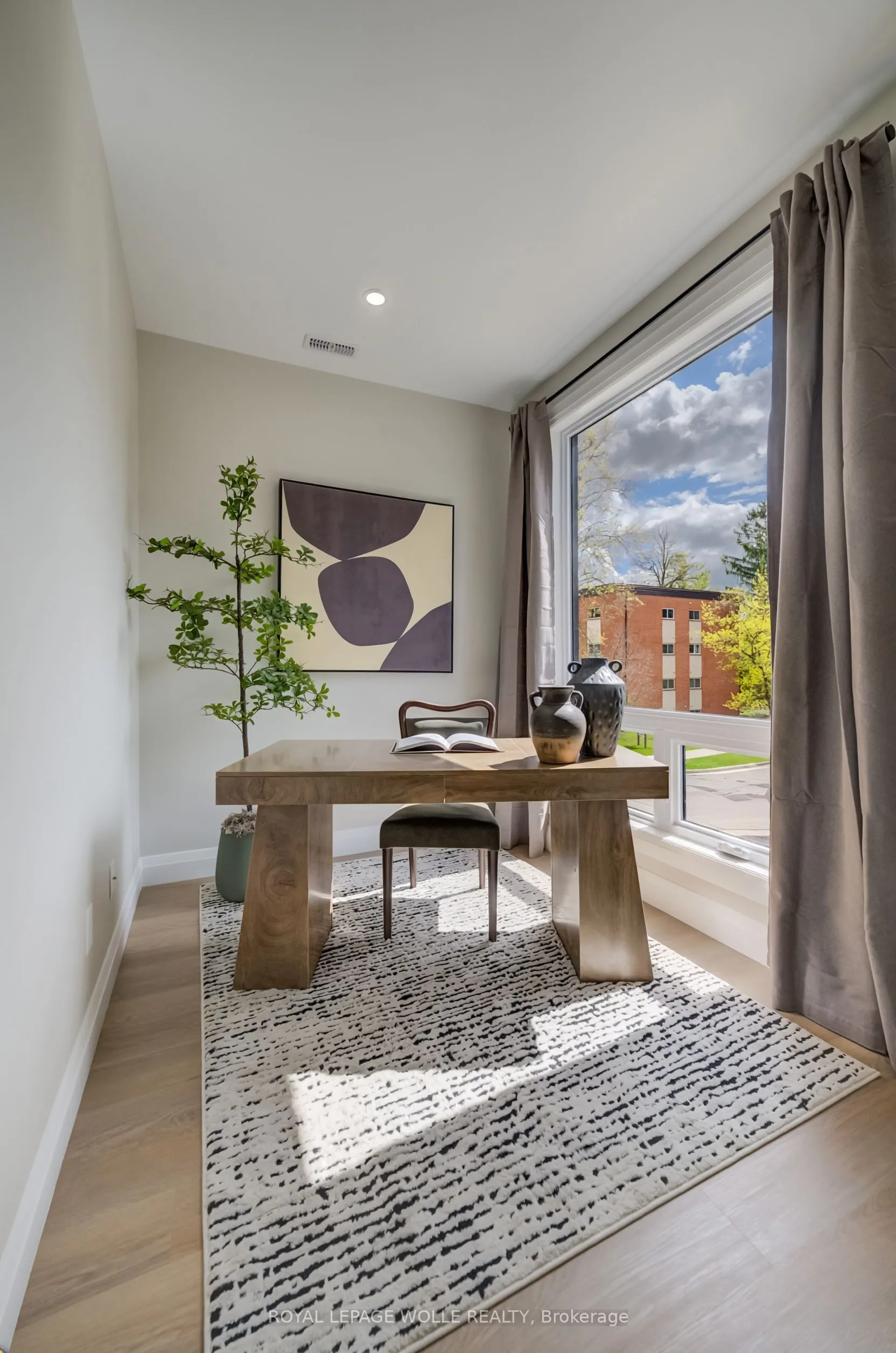 210 HERITAGE Drive #UNIT 15 (THE GROVE)