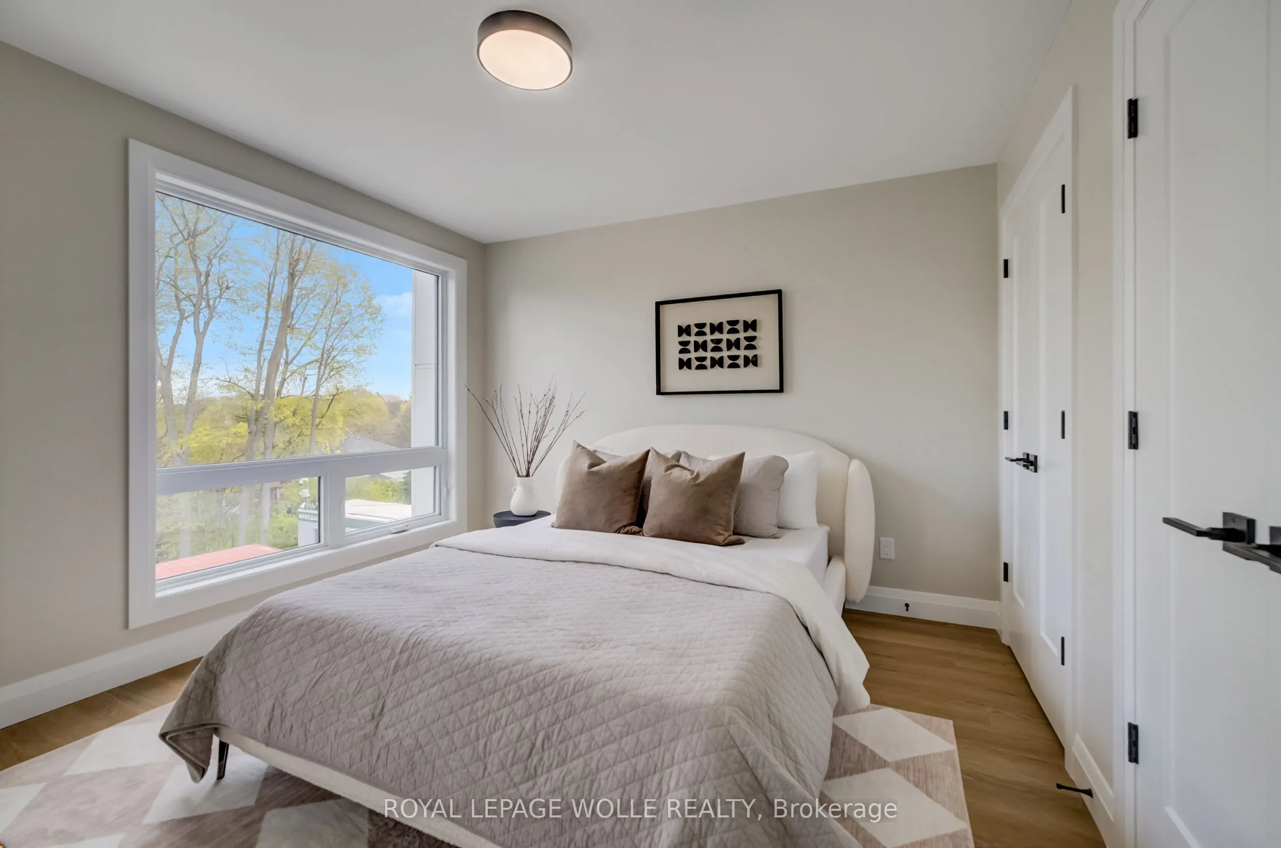 210 HERITAGE Drive #UNIT 15 (THE GROVE)