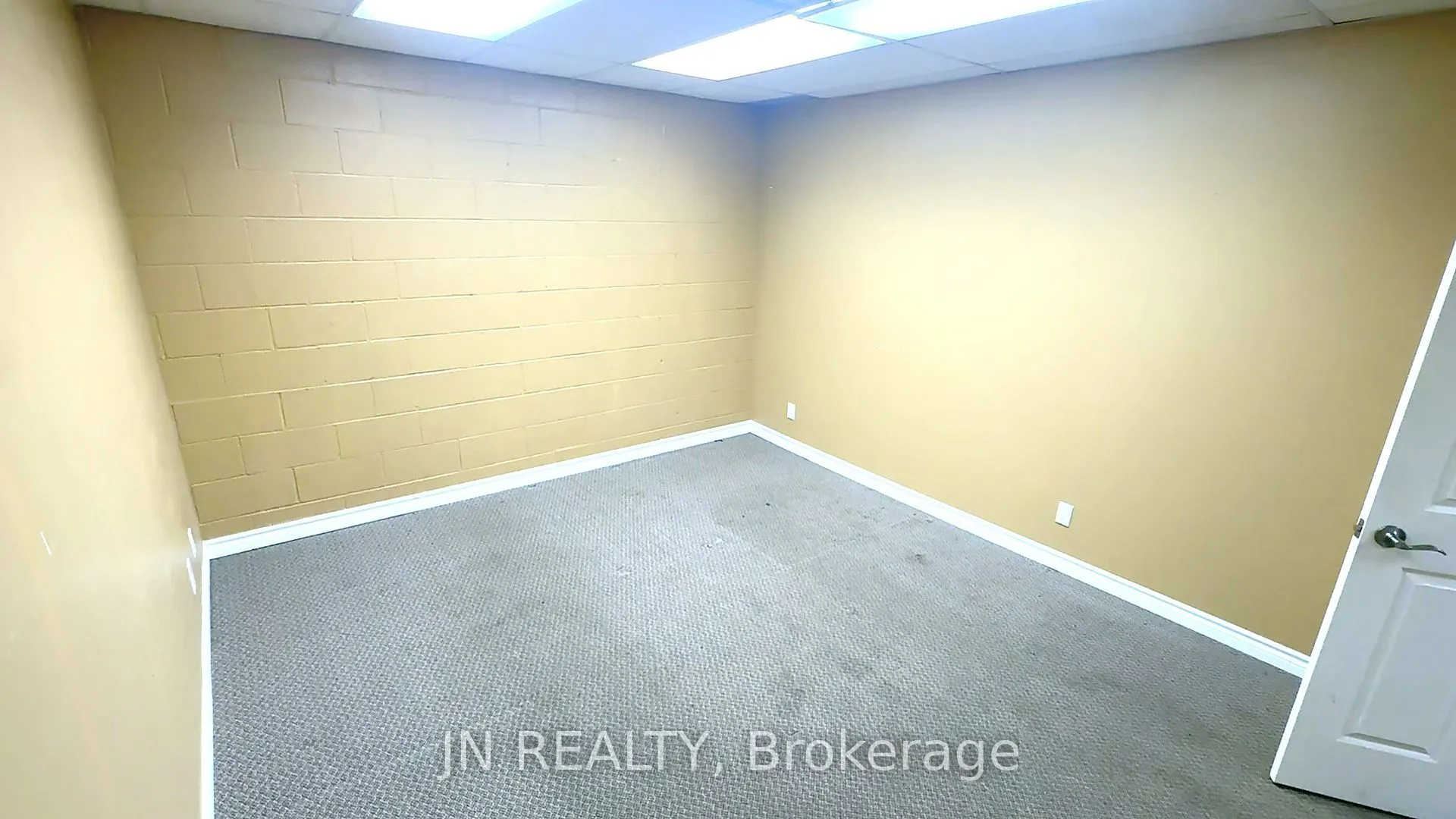 700 Franklin Boulevard E #Unit 102