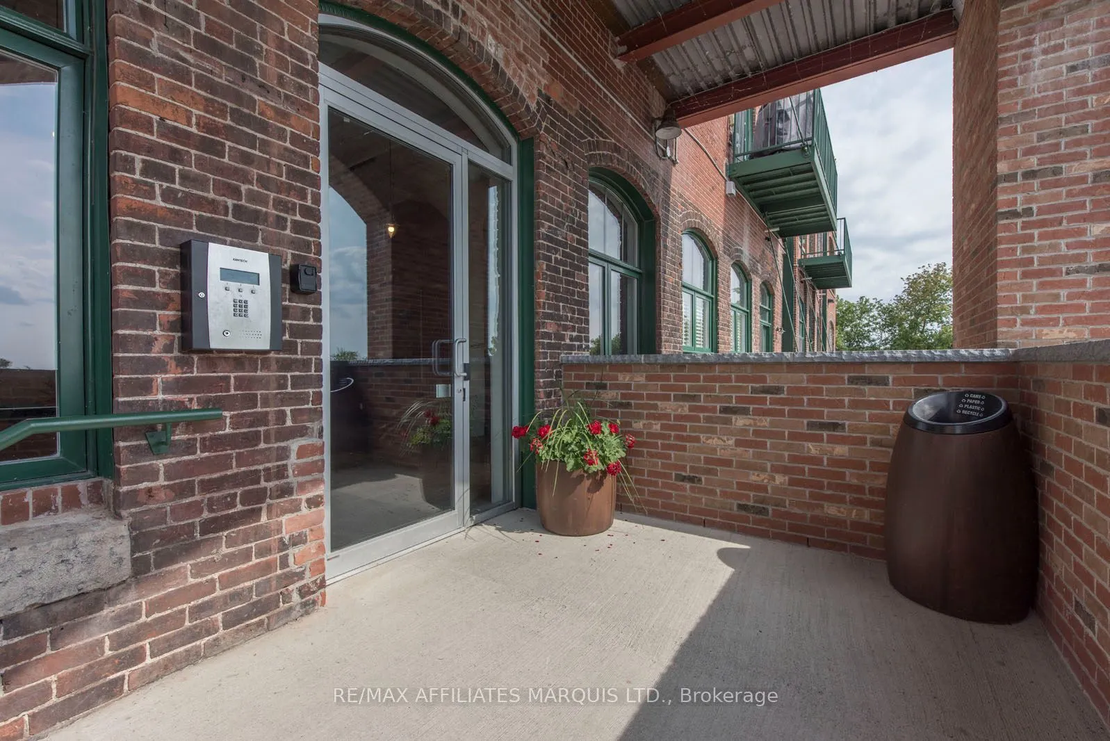 703 Cotton Mill Street #307