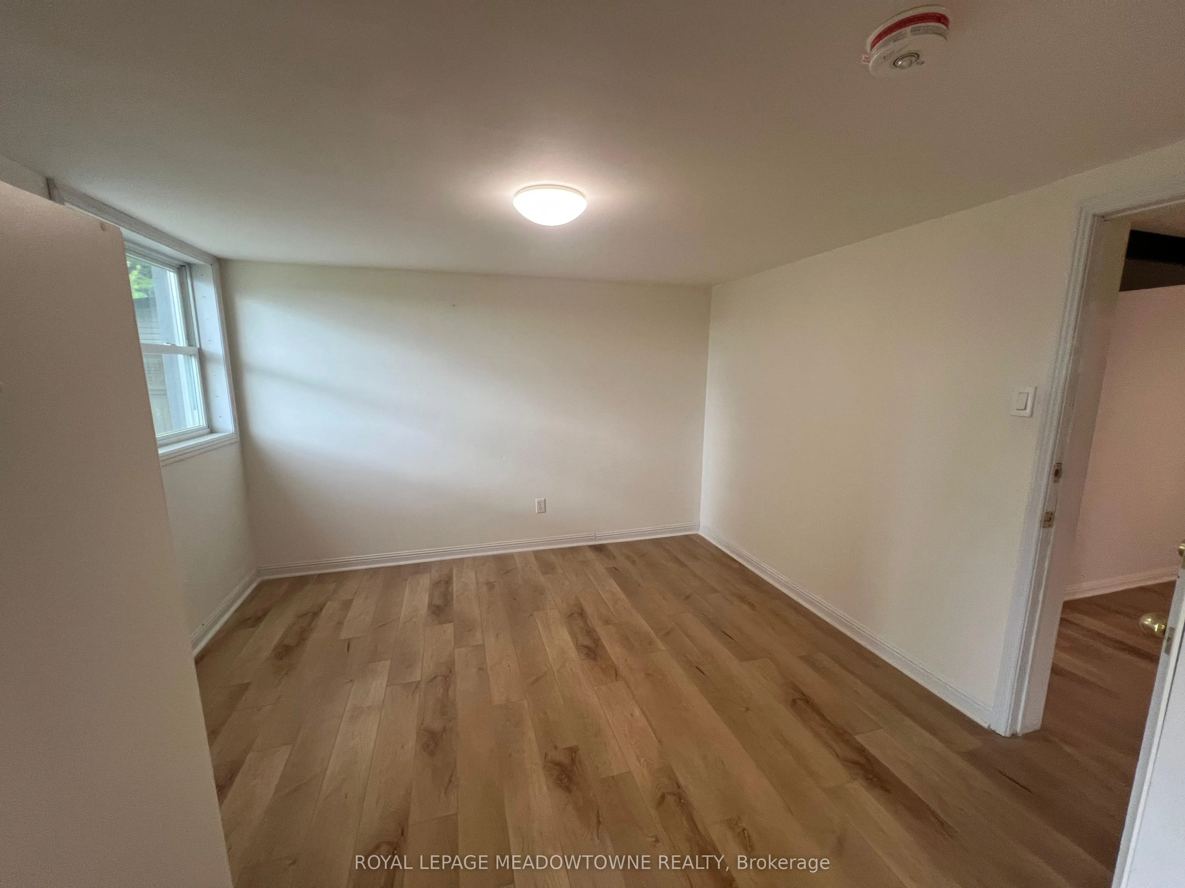 44 Lauris Avenue E #Lower