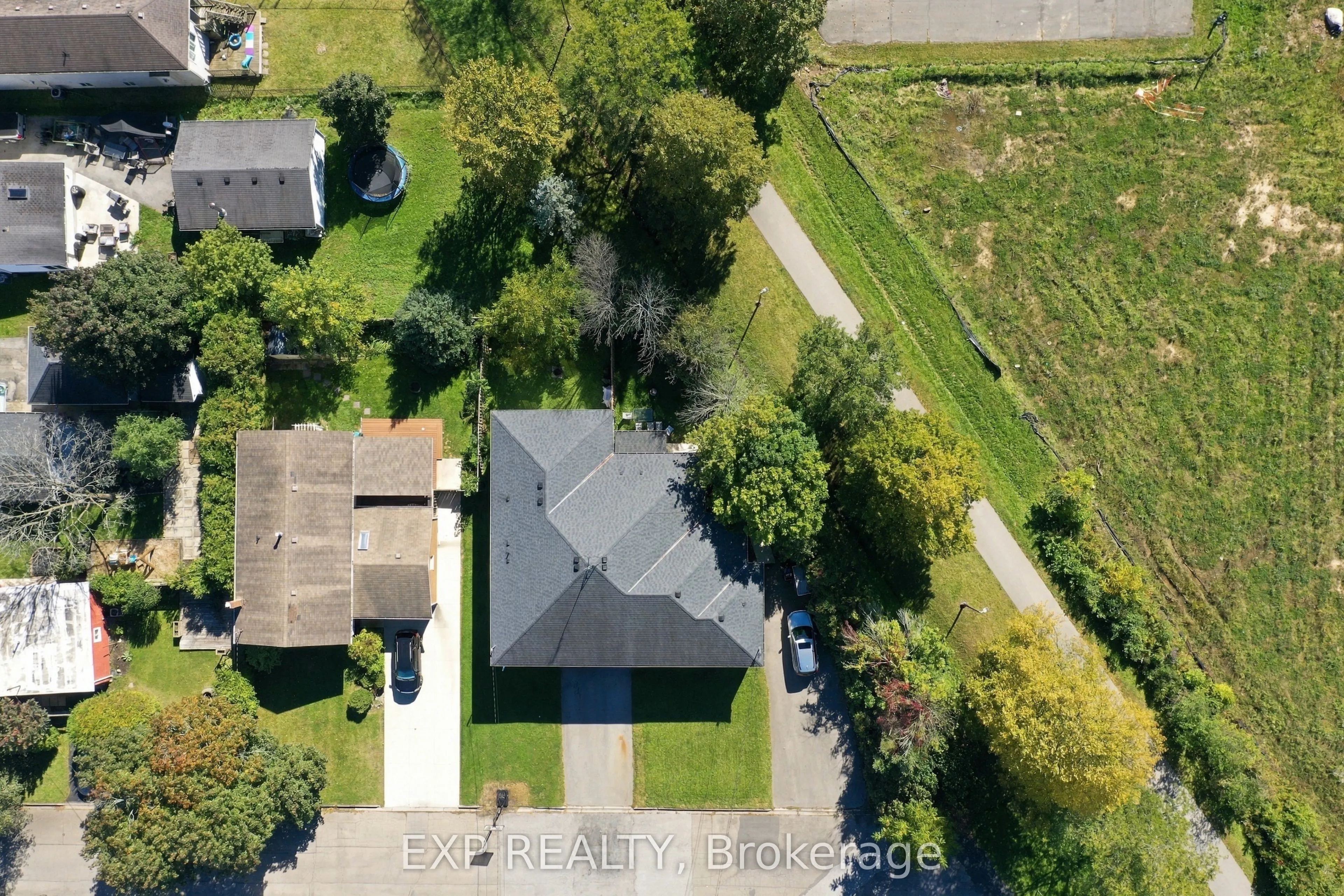 11 Donald Avenue