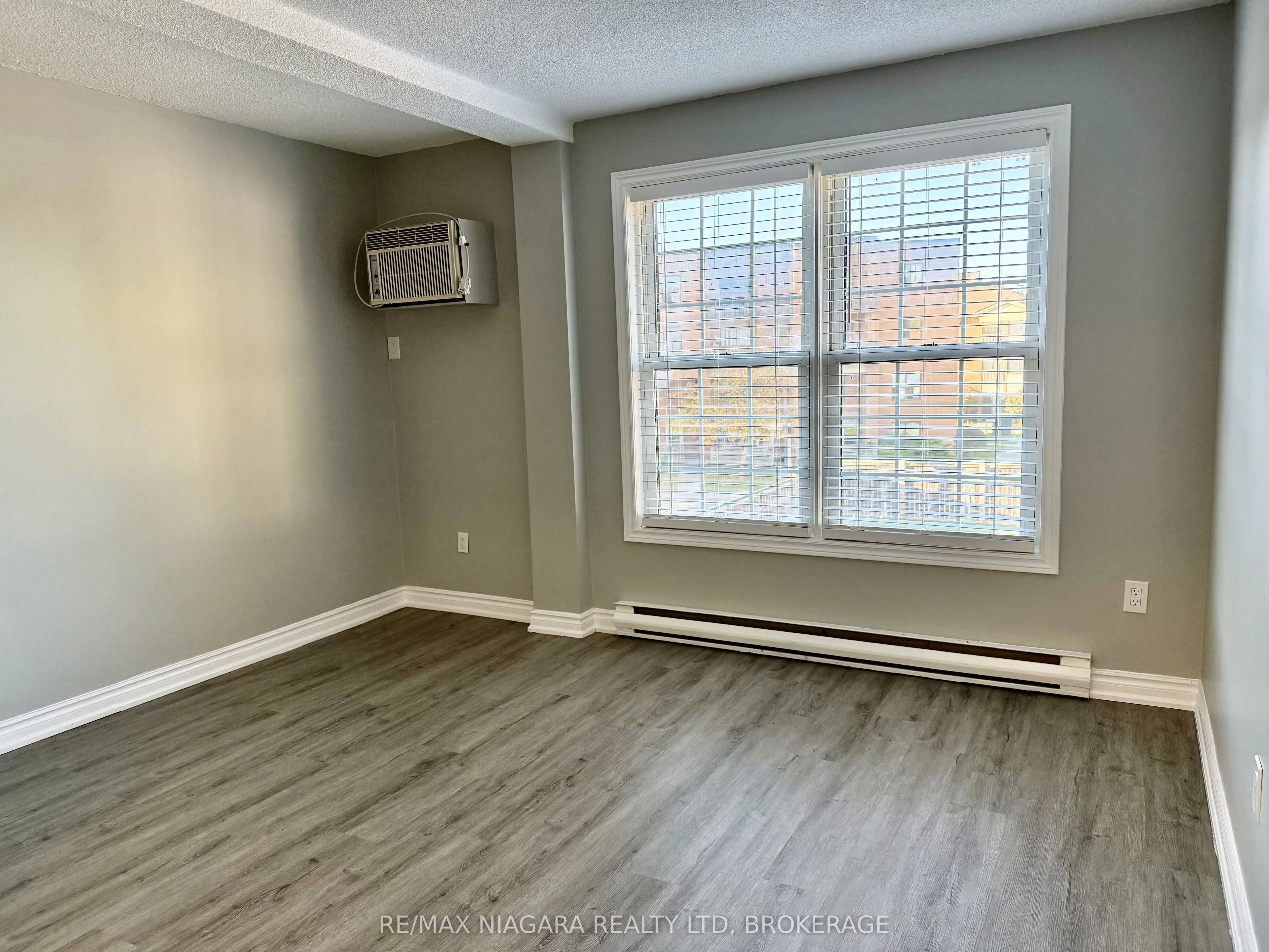 6837 THOROLD STONE Road #203