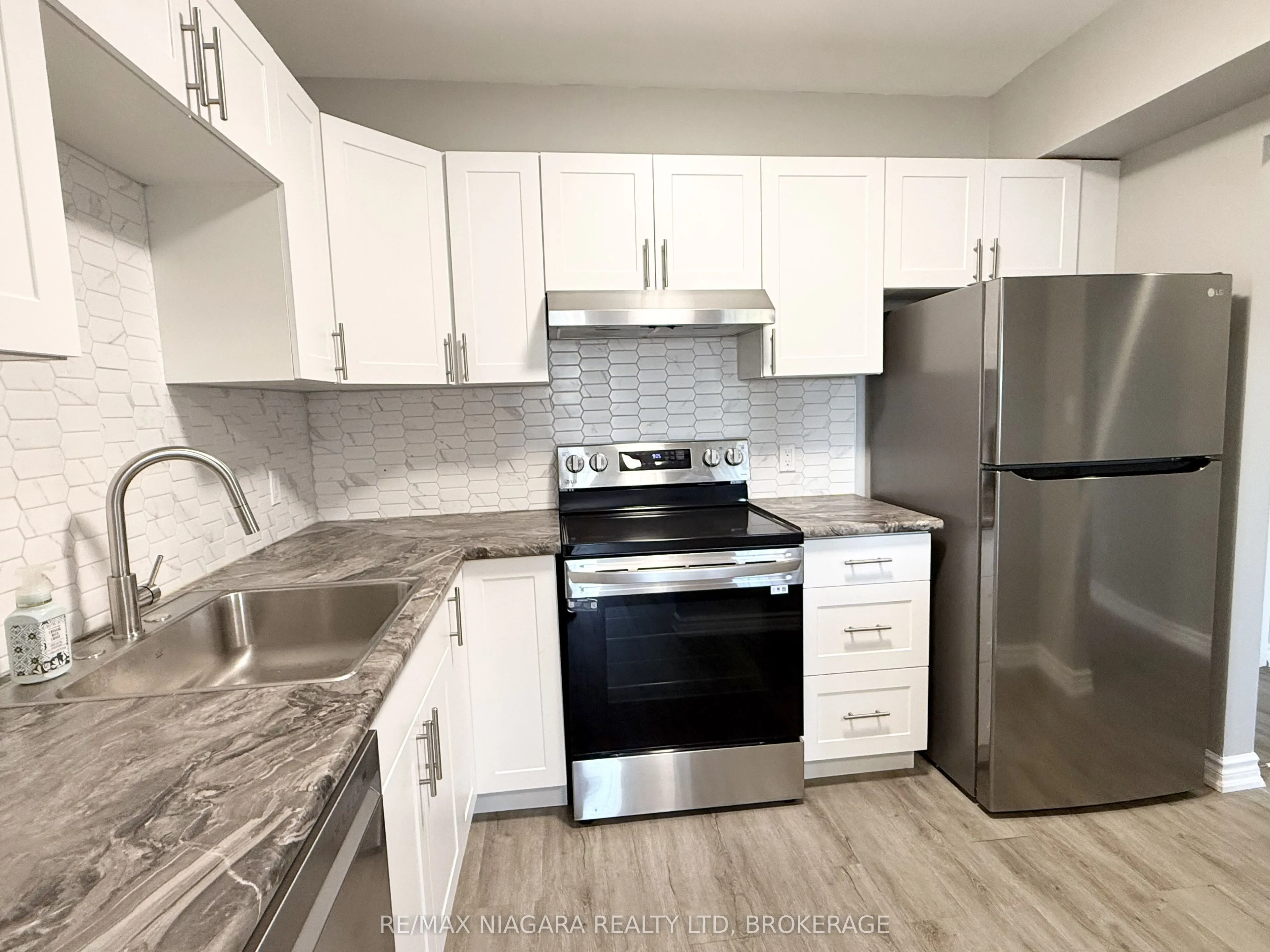 6837 THOROLD STONE Road #202