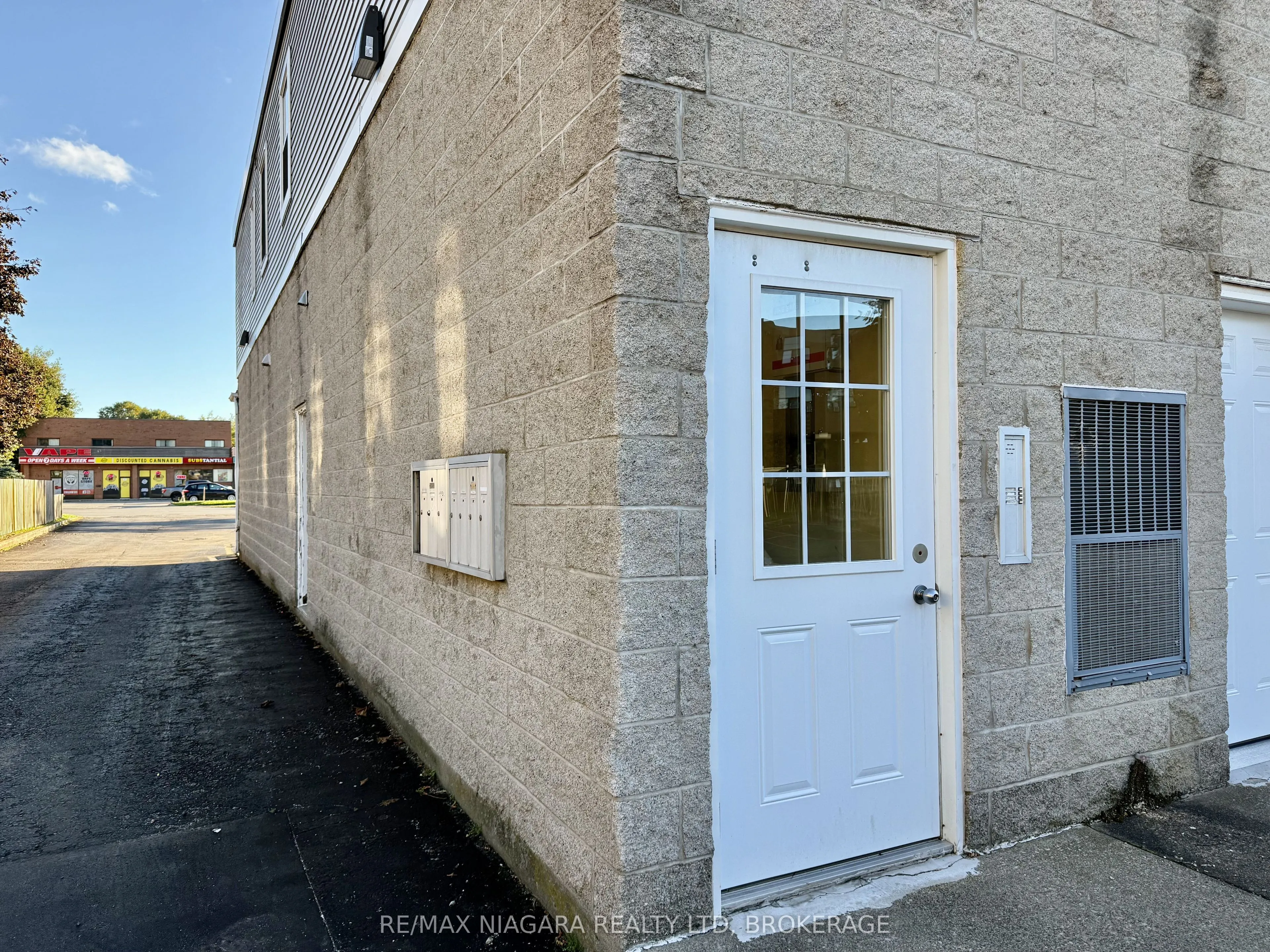 6837 THOROLD STONE Road #202