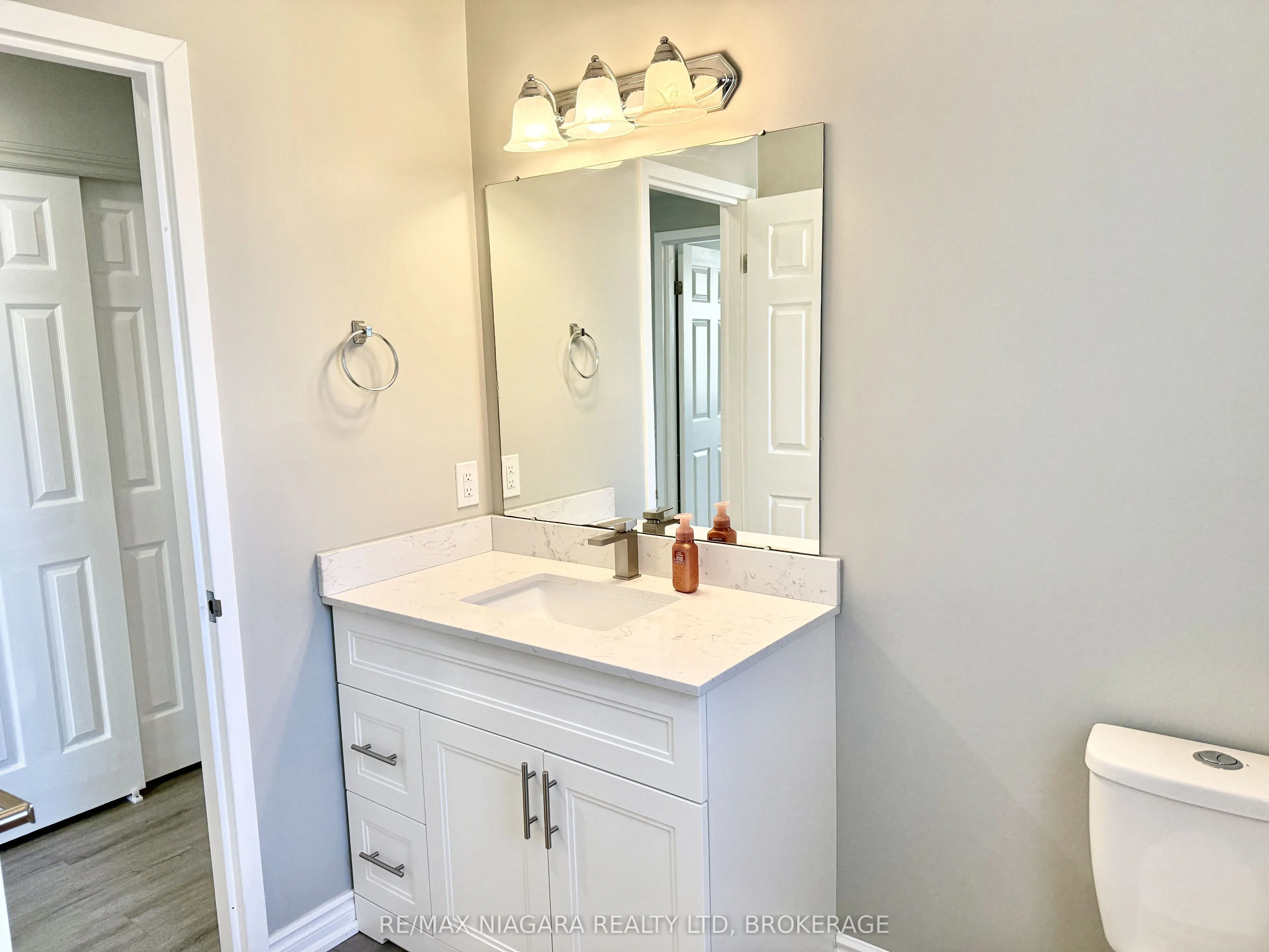 6837 THOROLD STONE Road #202