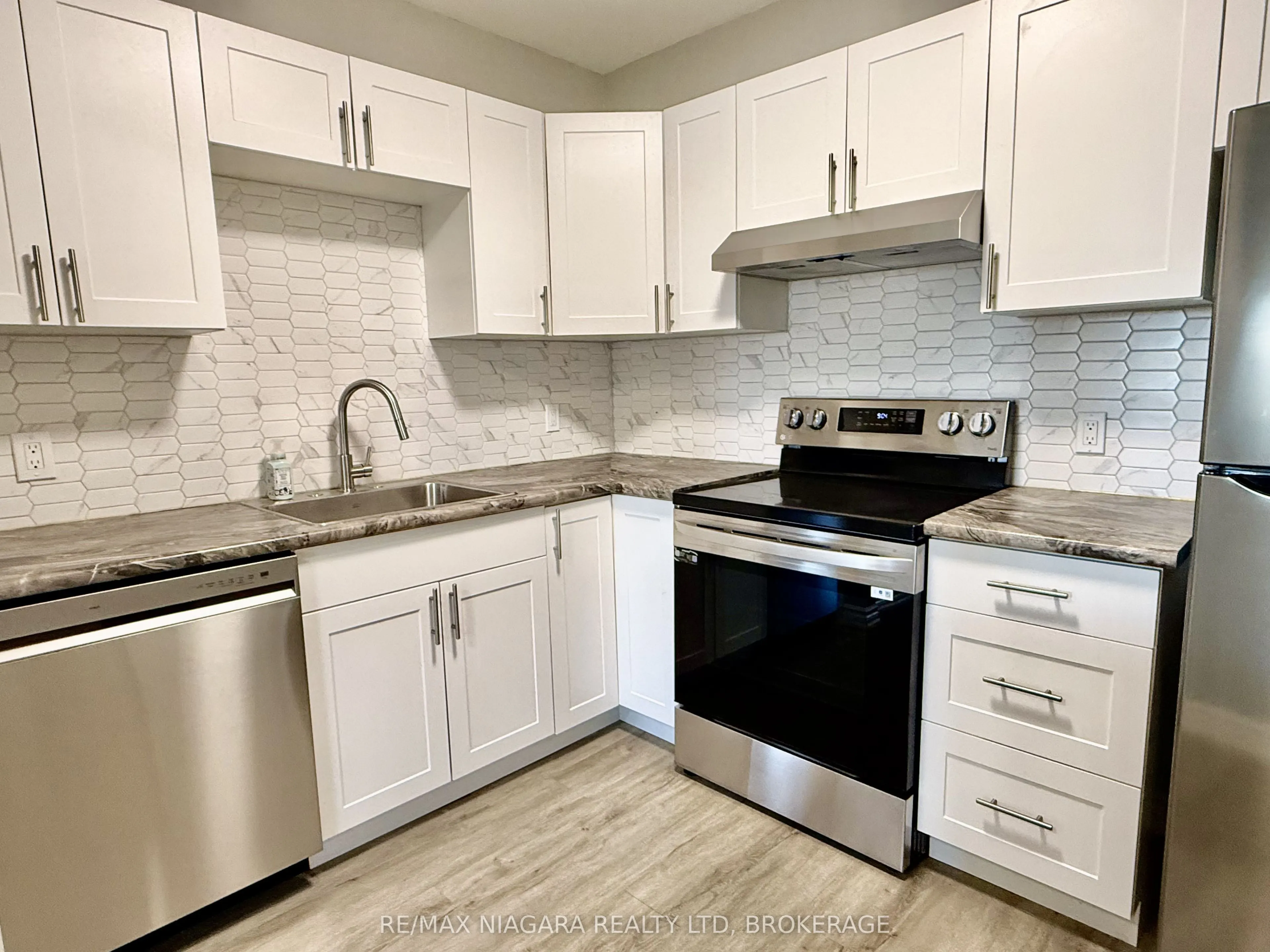 6837 THOROLD STONE Road #202