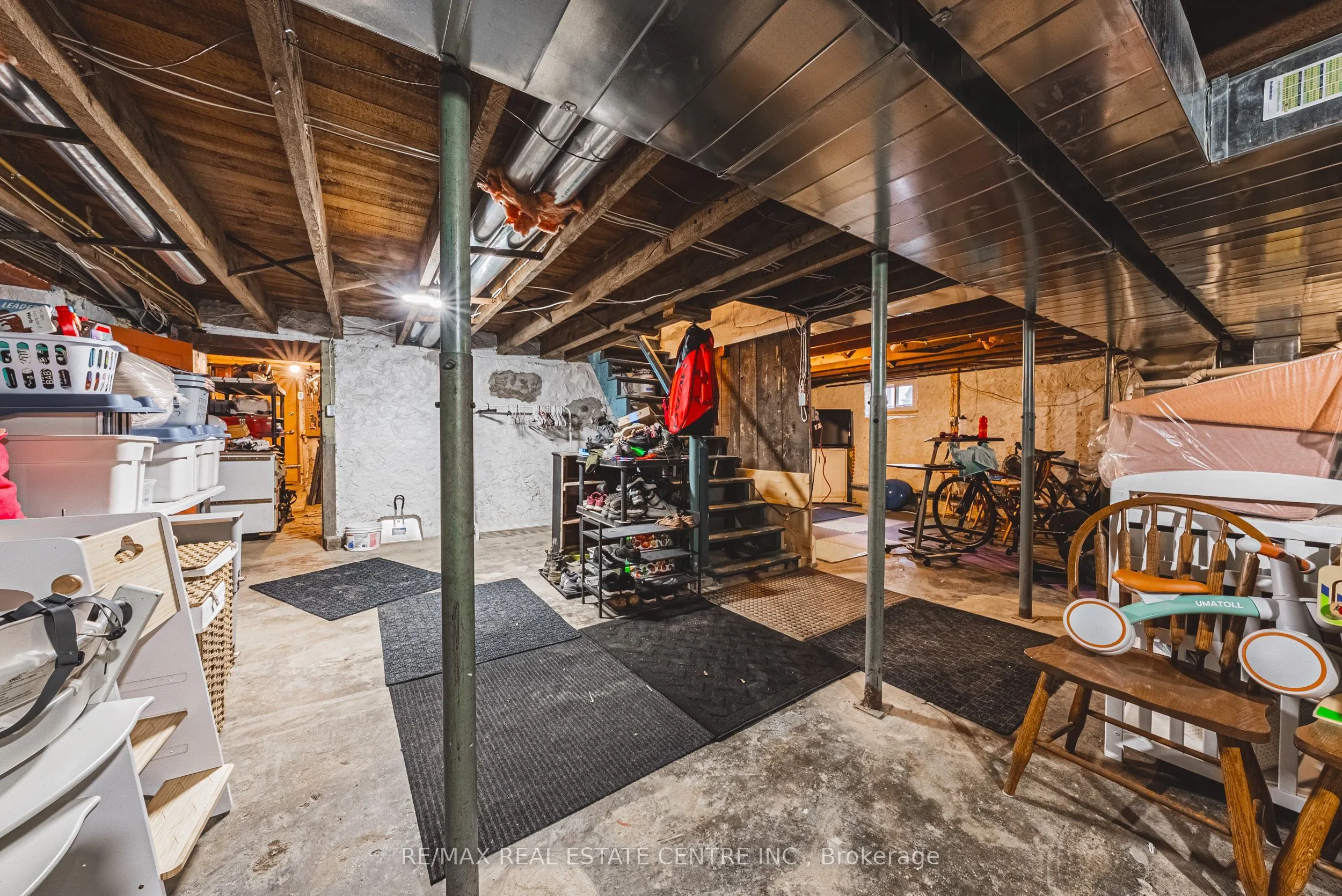 103 Courtney Street