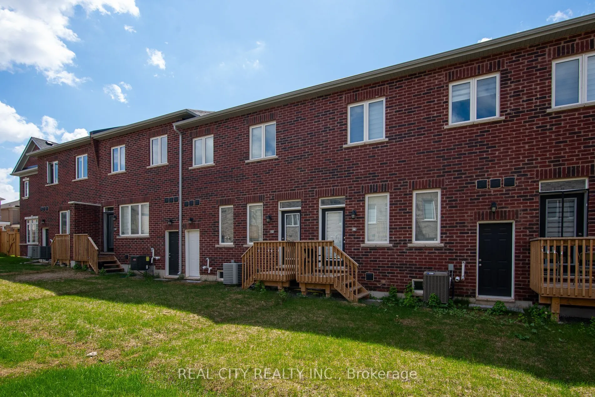 18 Lidstone Street
