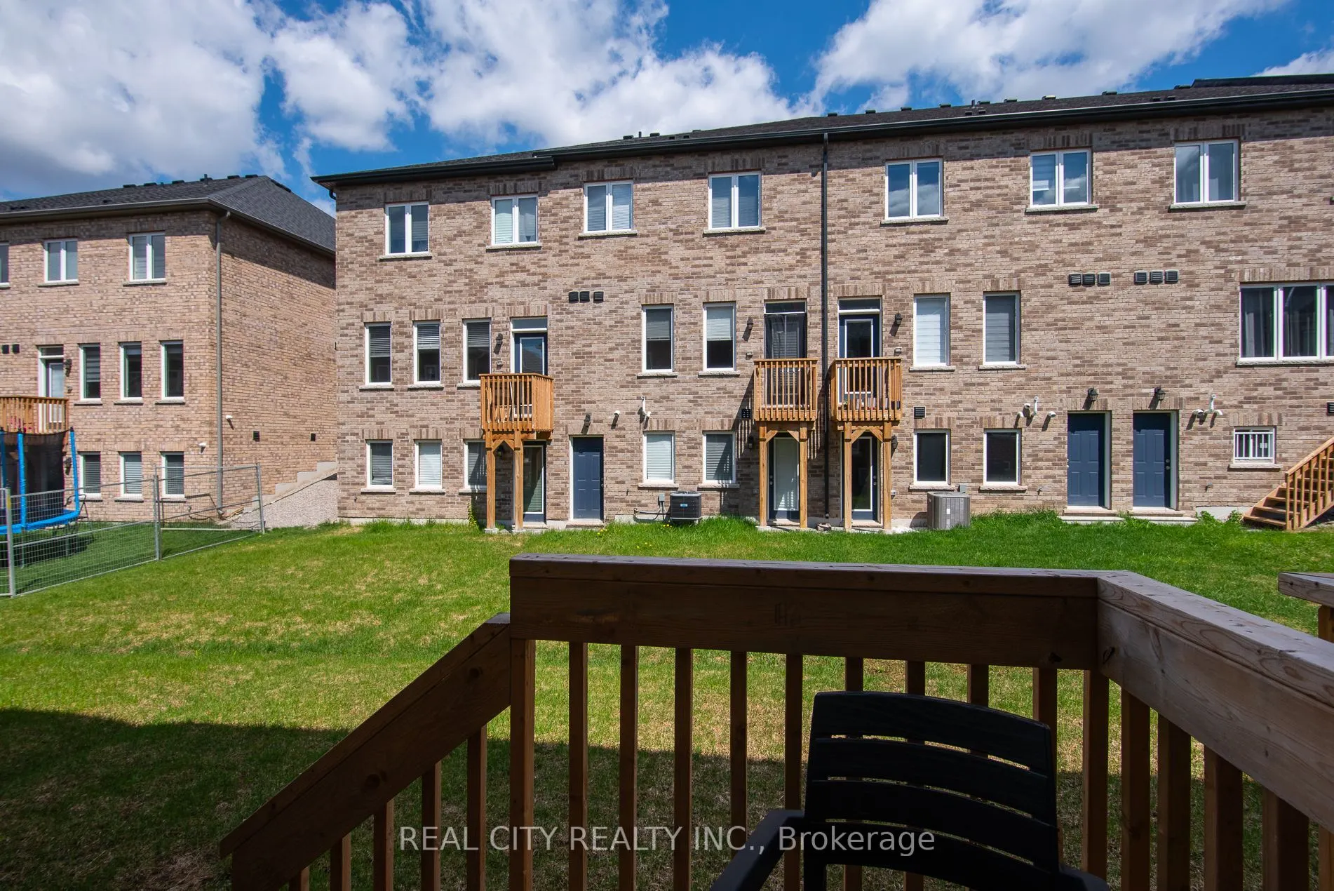 18 Lidstone Street