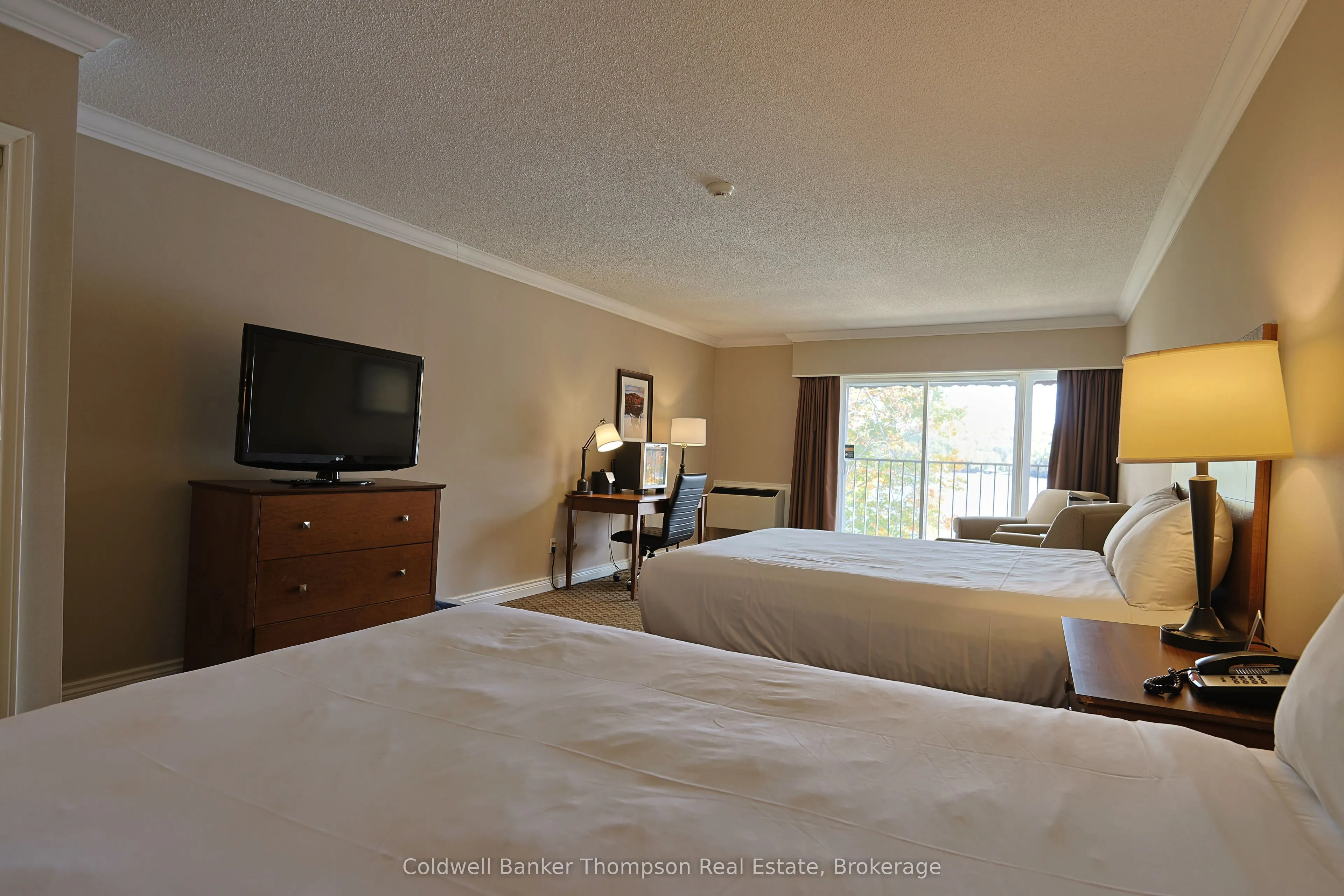 1235 Deerhurst Bayshore Drive #323