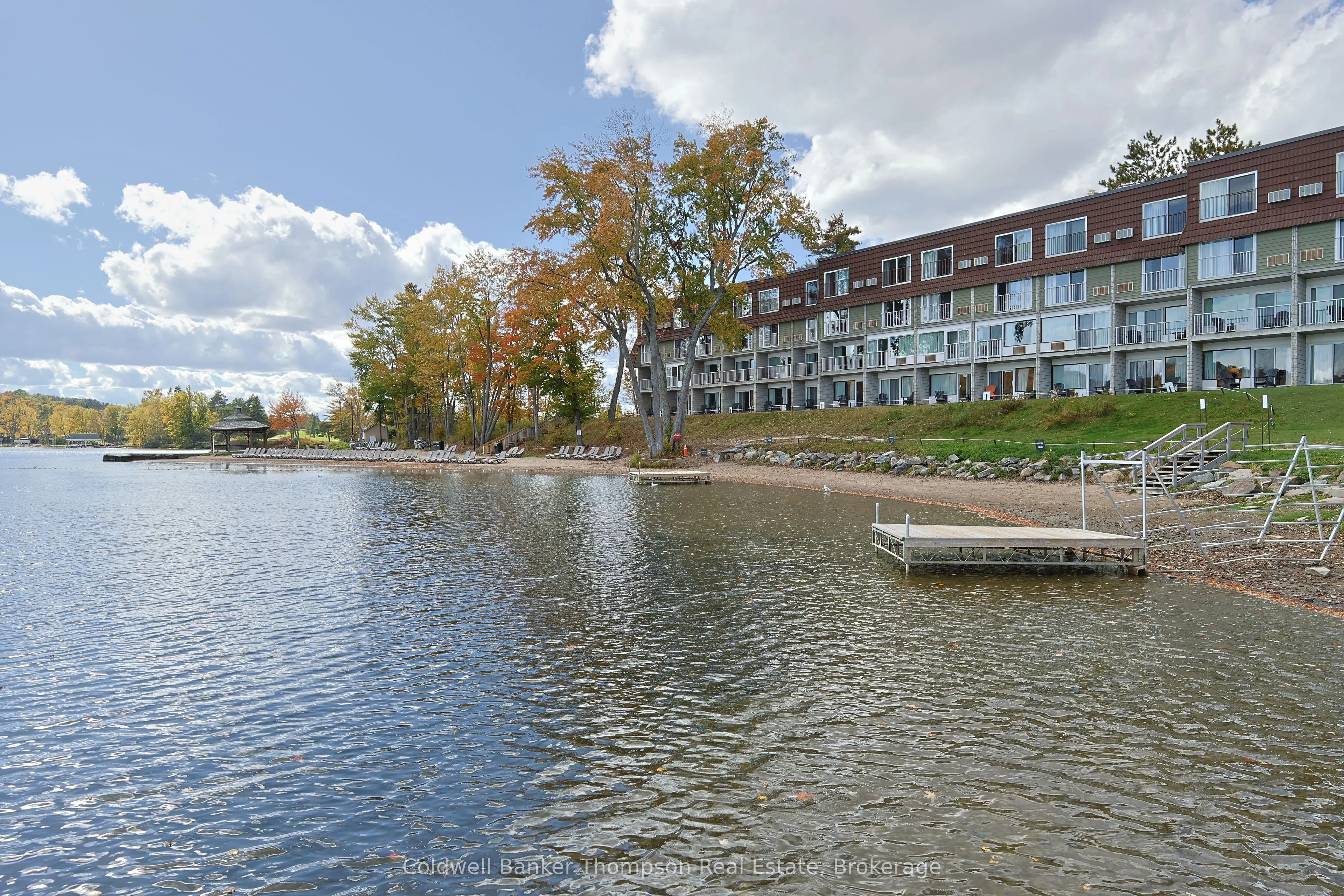 1235 Deerhurst Bayshore Drive #323