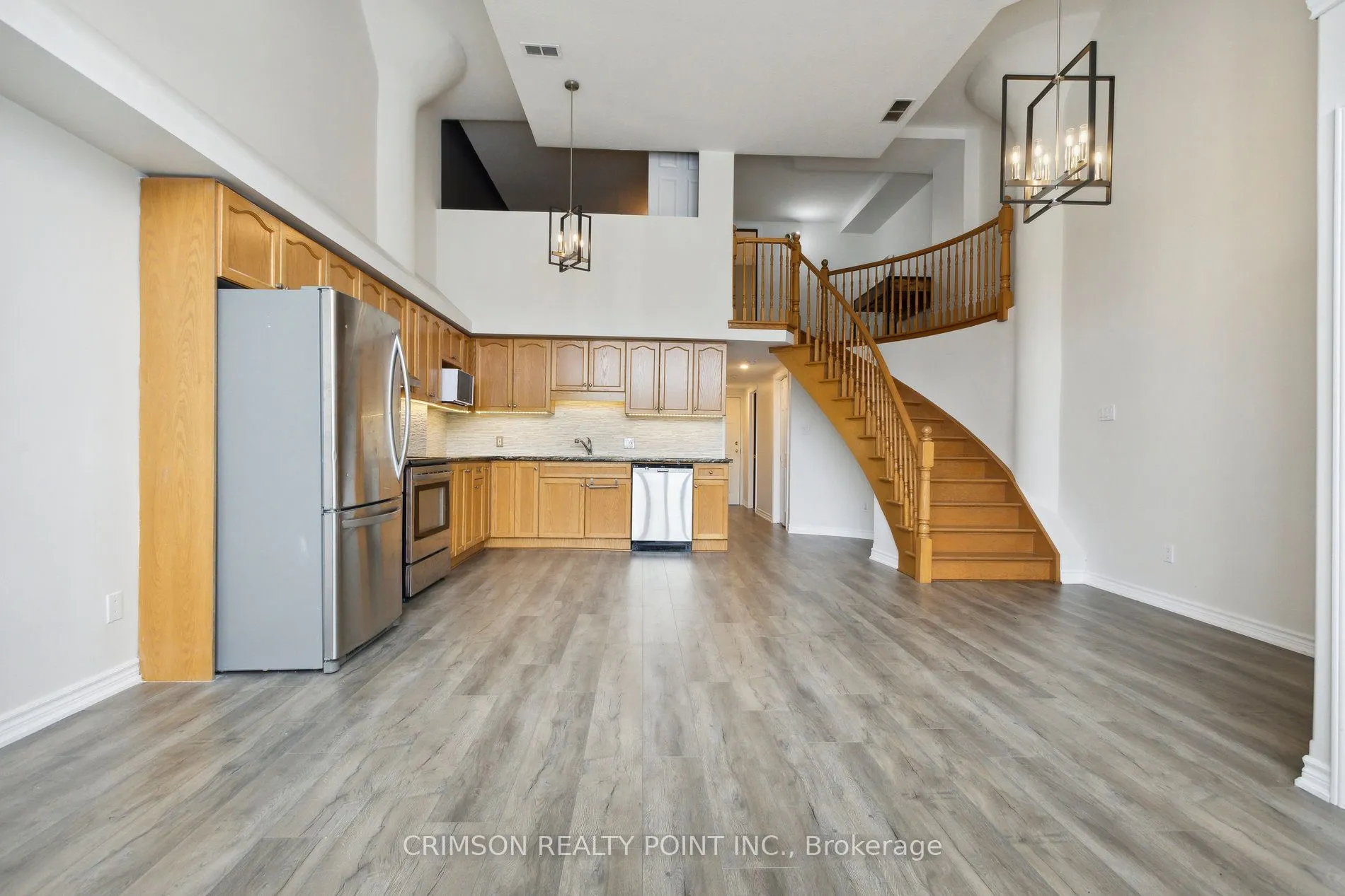 111 Grey Street #105