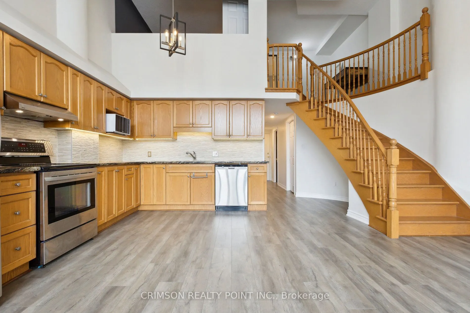 111 Grey Street #105