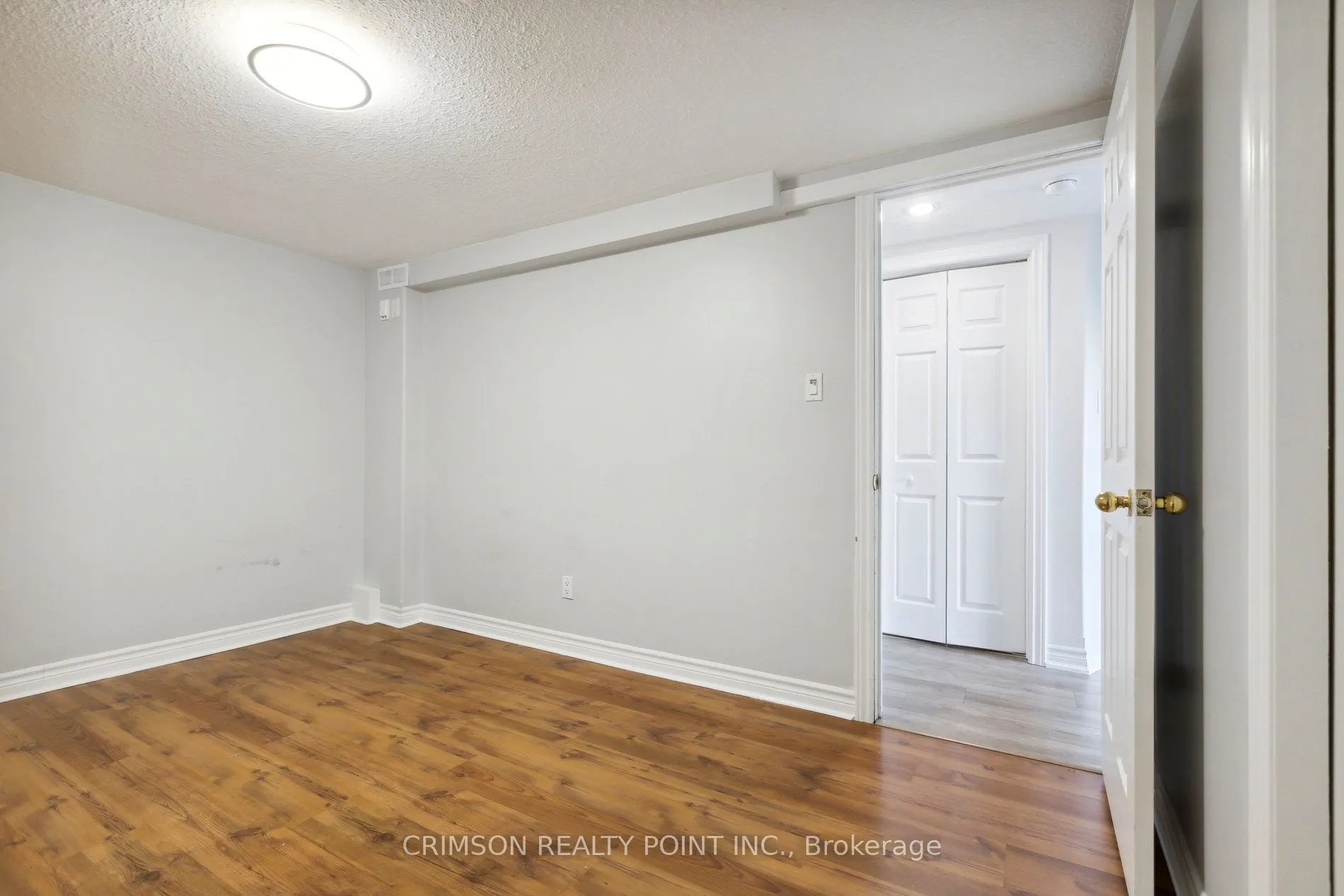 111 Grey Street #105