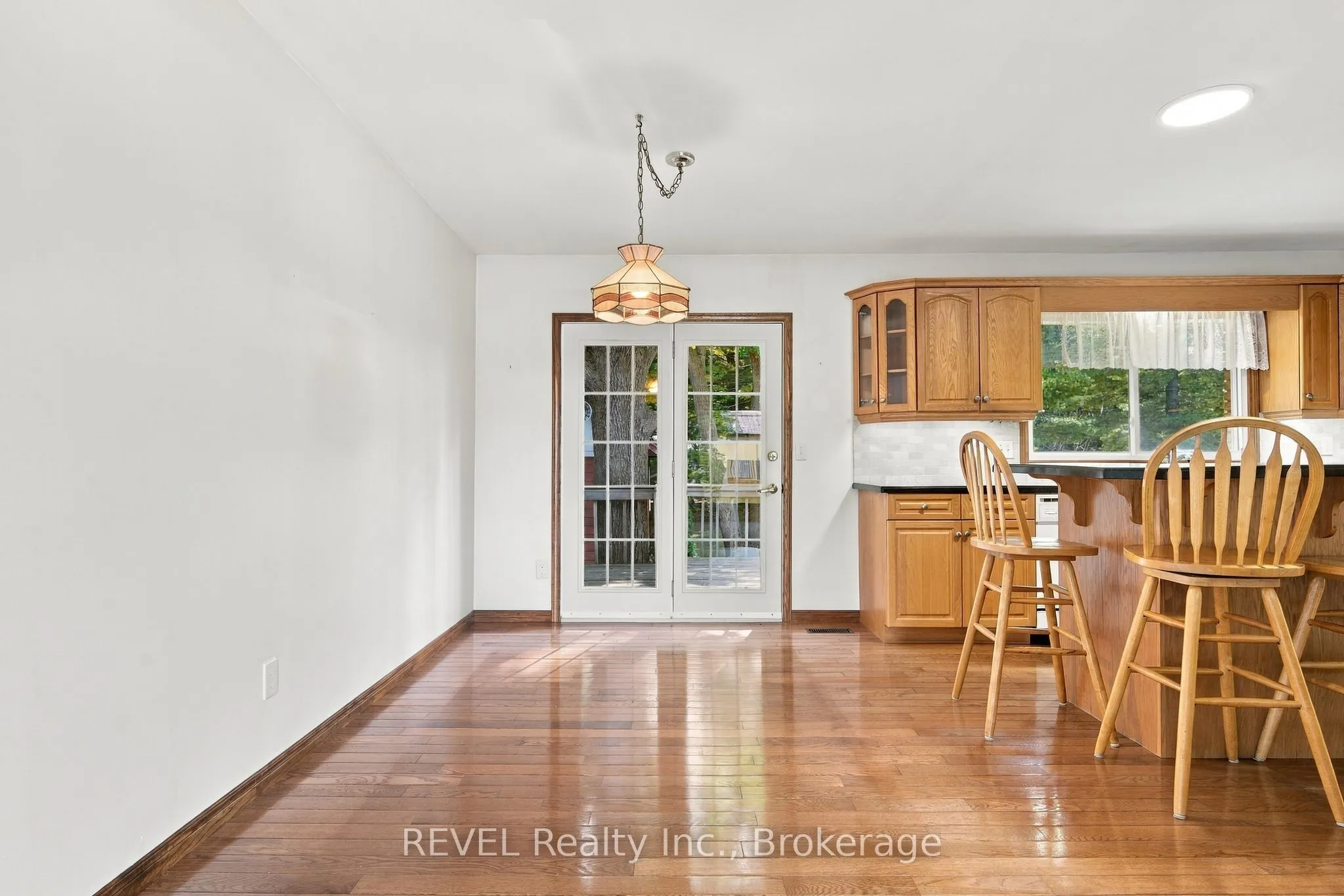 17527 Telephone Road