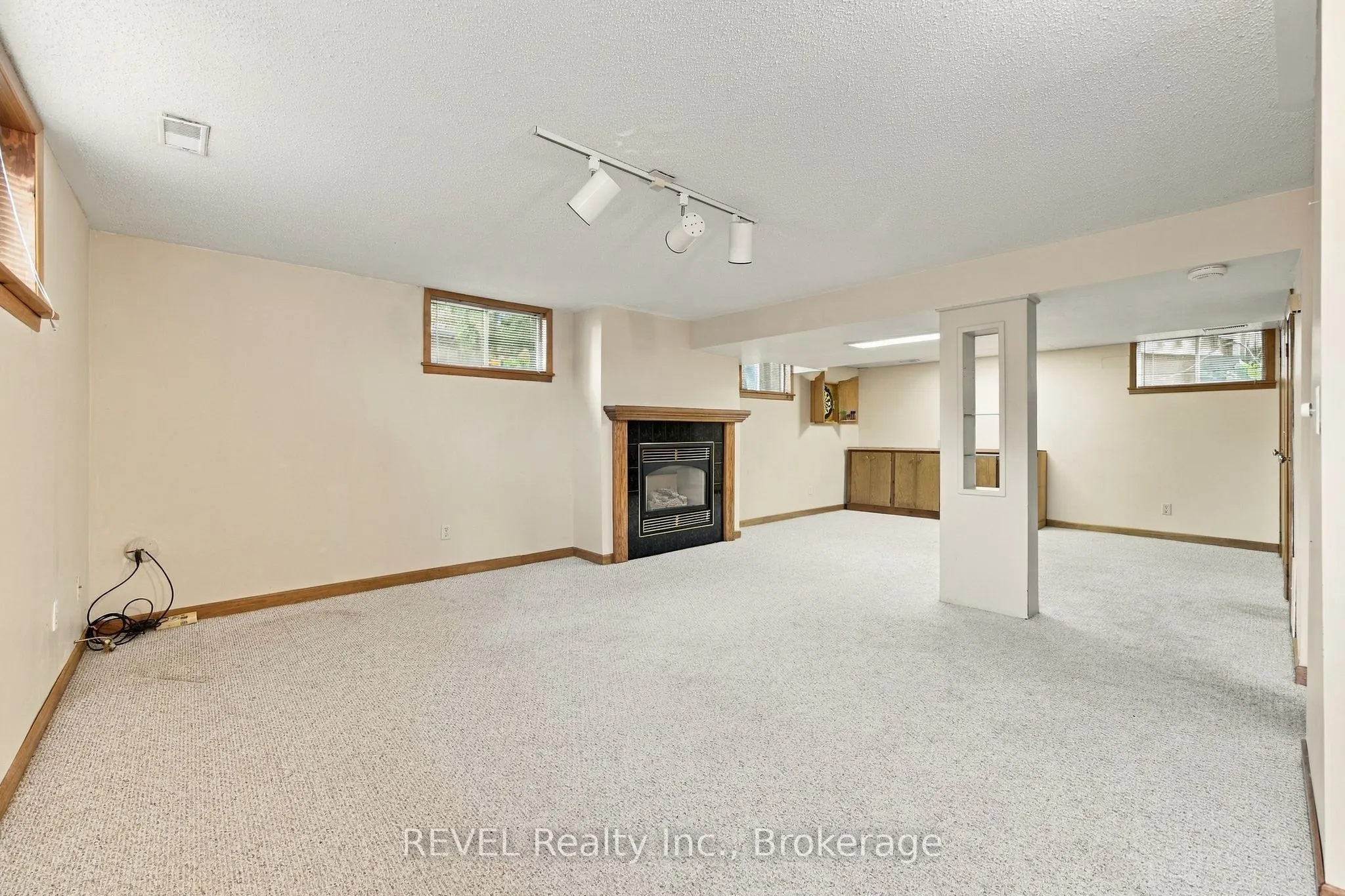 17527 Telephone Road