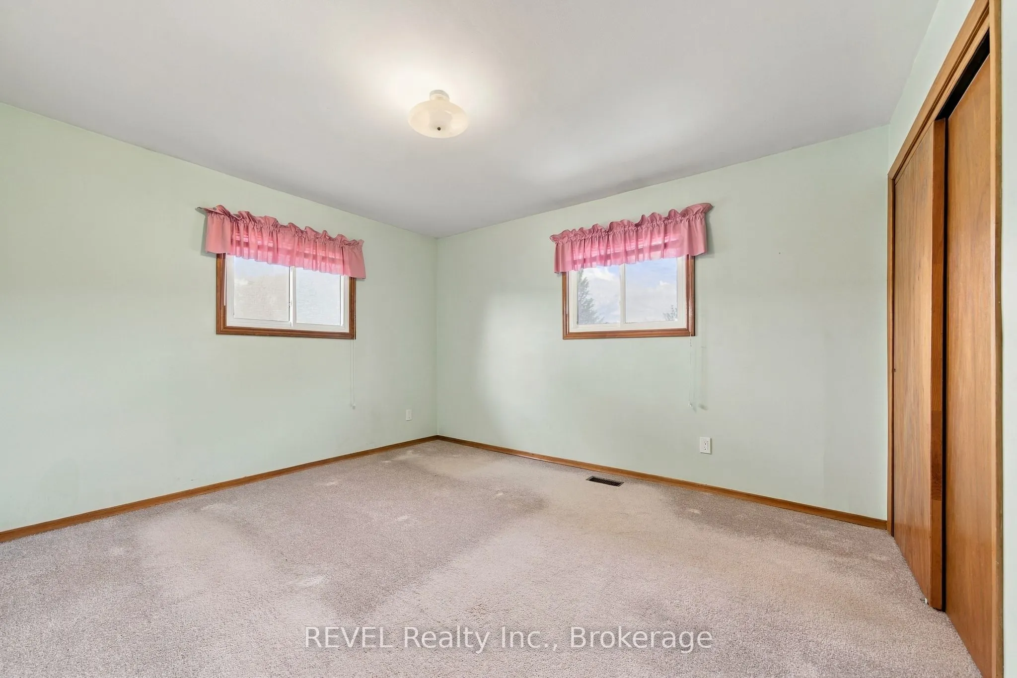 17527 Telephone Road