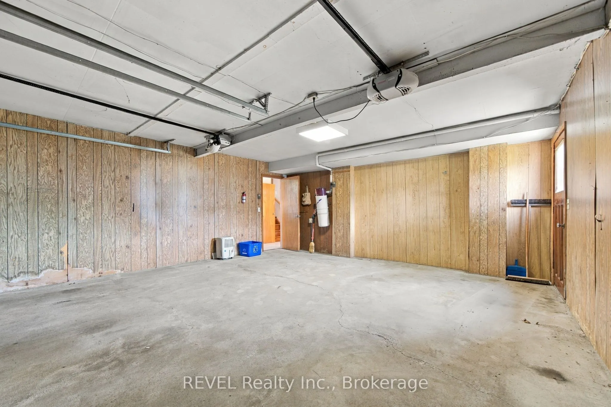 17527 Telephone Road