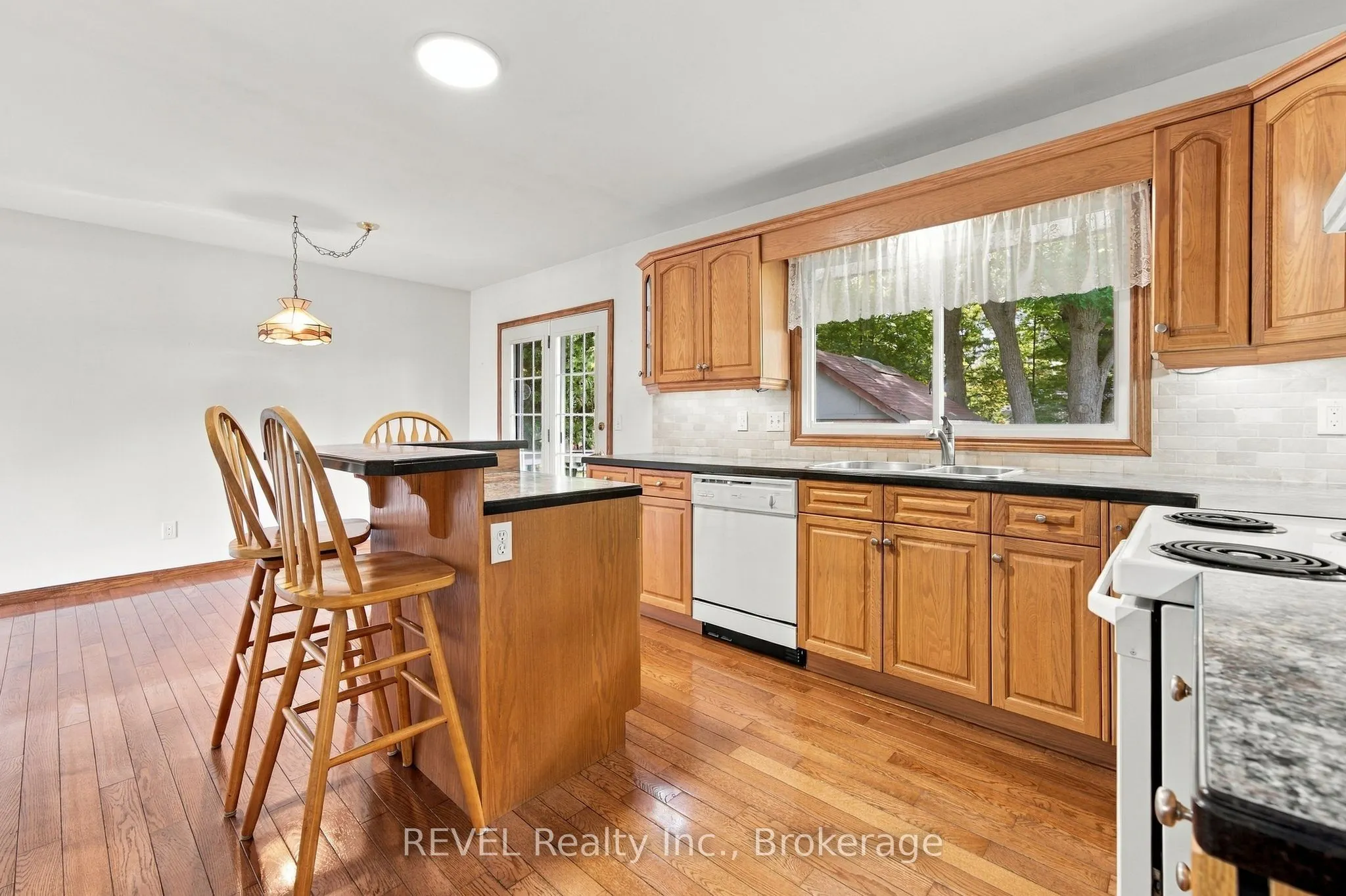 17527 Telephone Road