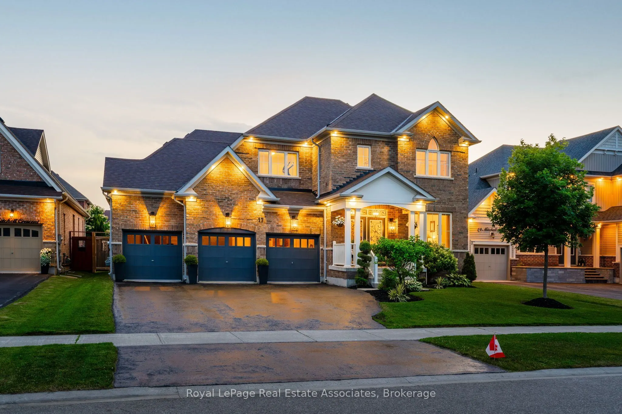 17 Mitchell Mitchell Crescent