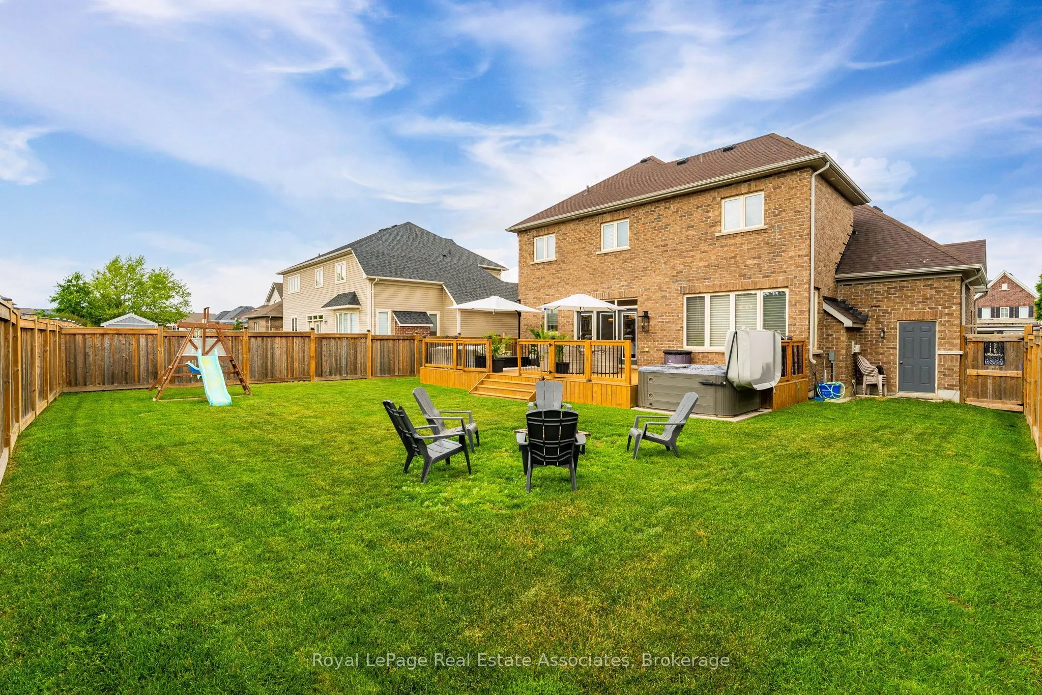 17 Mitchell Mitchell Crescent