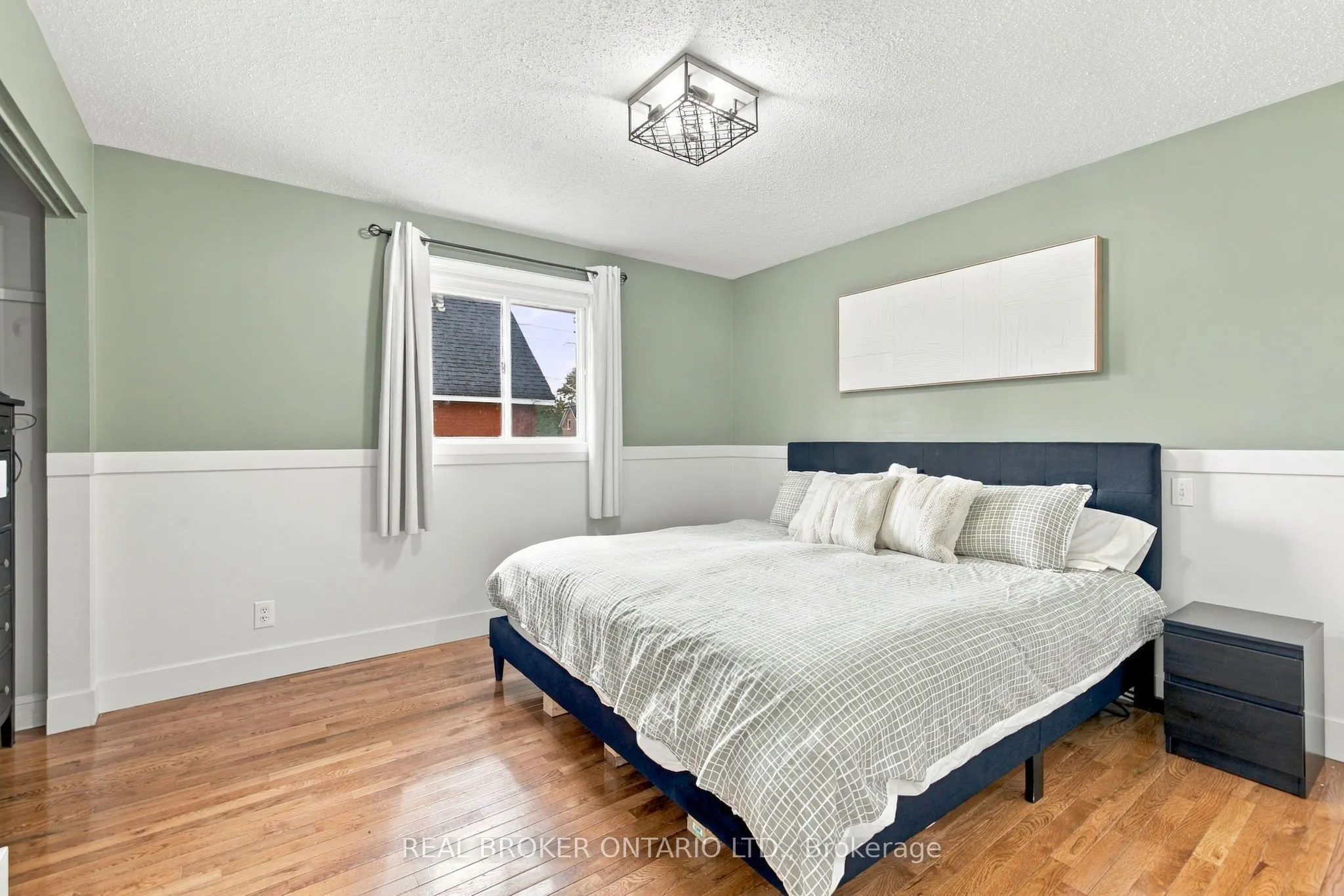 202 Santiago Street