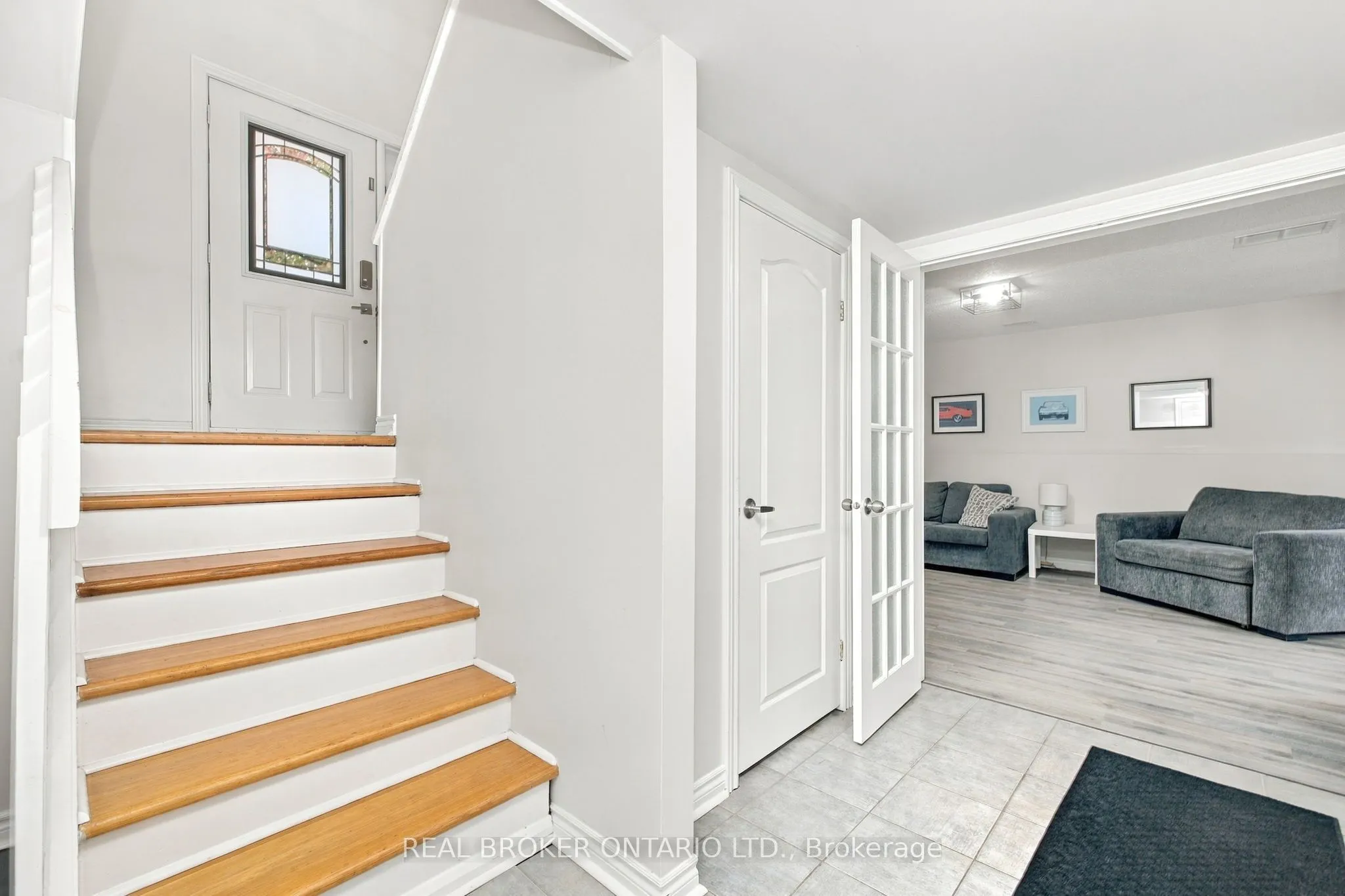 202 Santiago Street