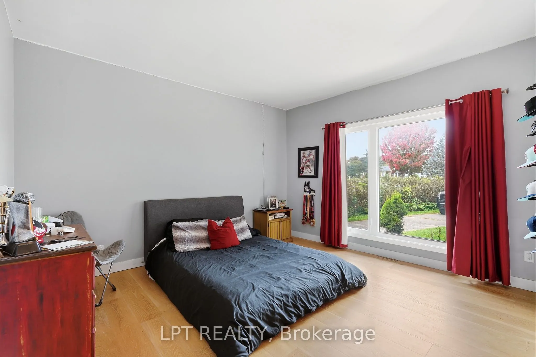 31 Carillon Crescent