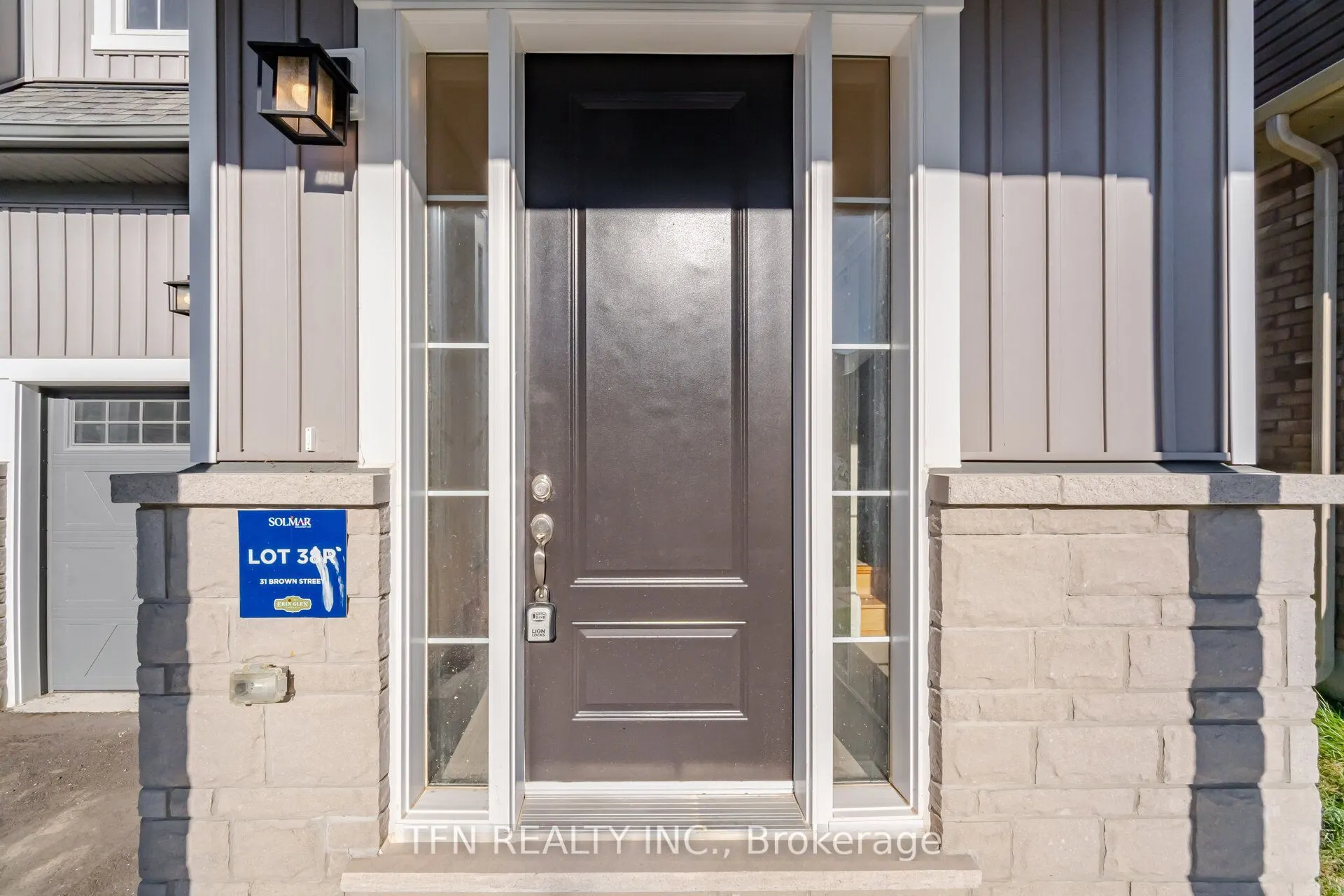 31 Brown Street