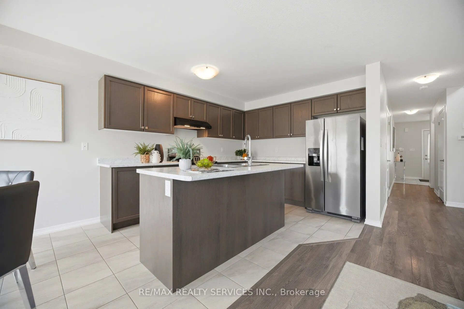 250 Esther Crescent
