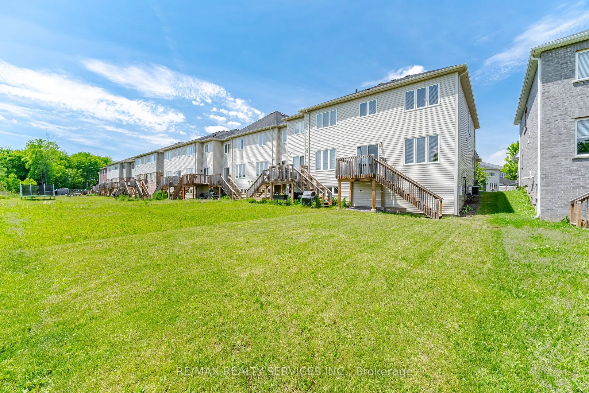 250 Esther Crescent