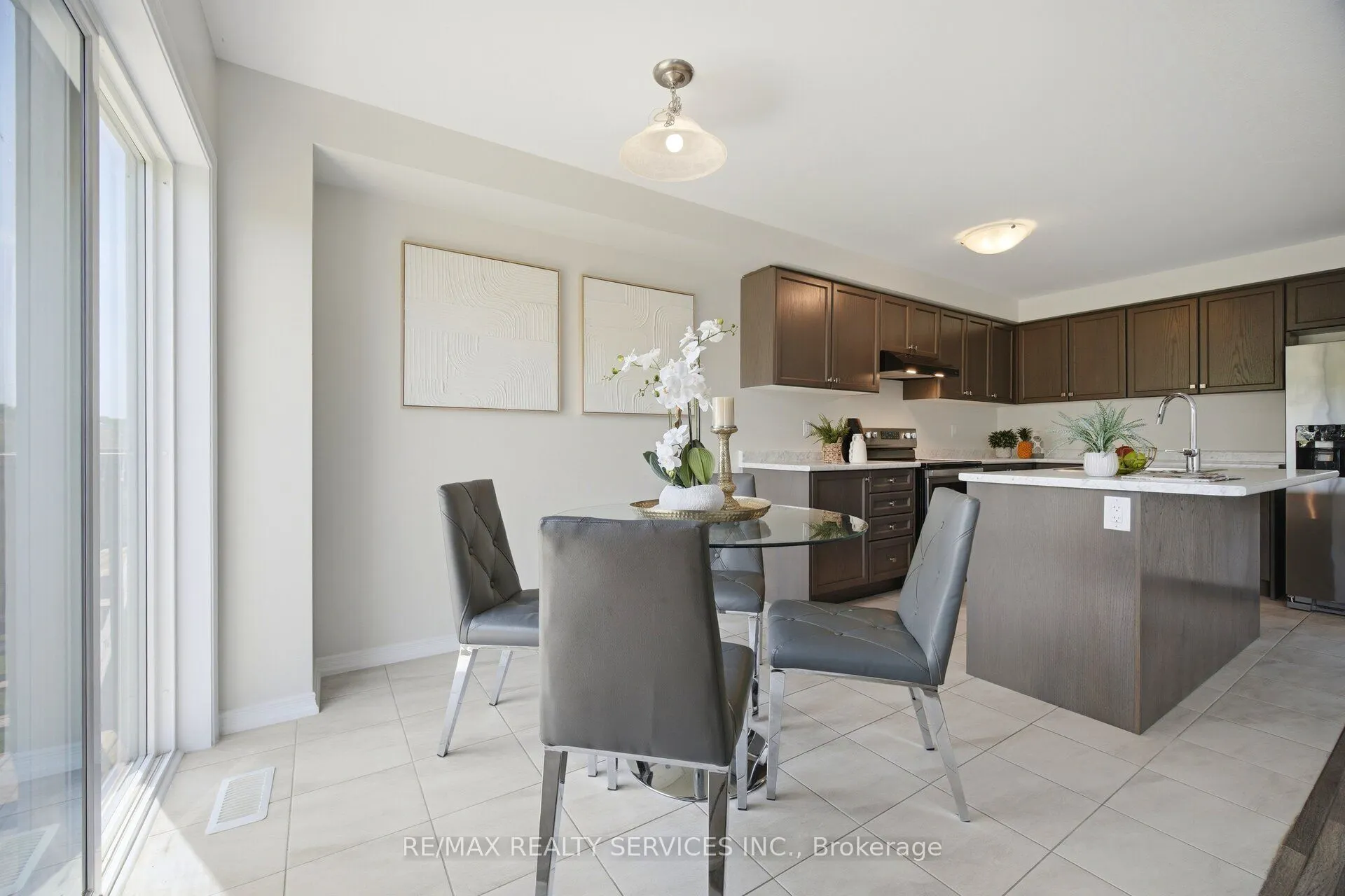 250 Esther Crescent