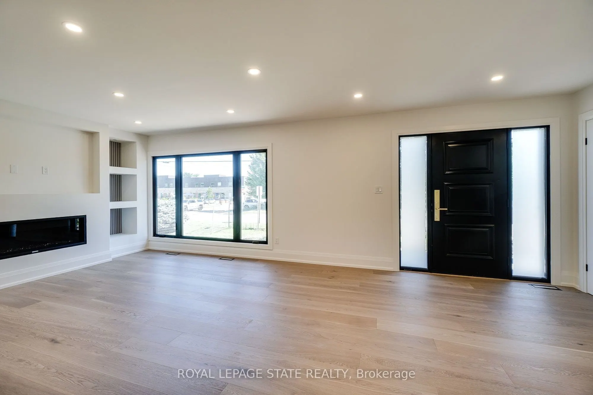 24 Royce Avenue