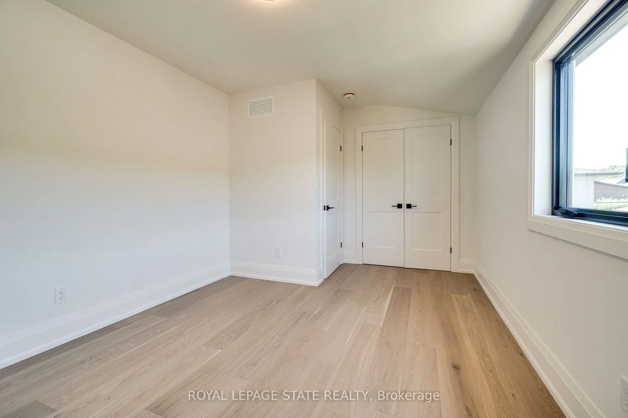 24 Royce Avenue