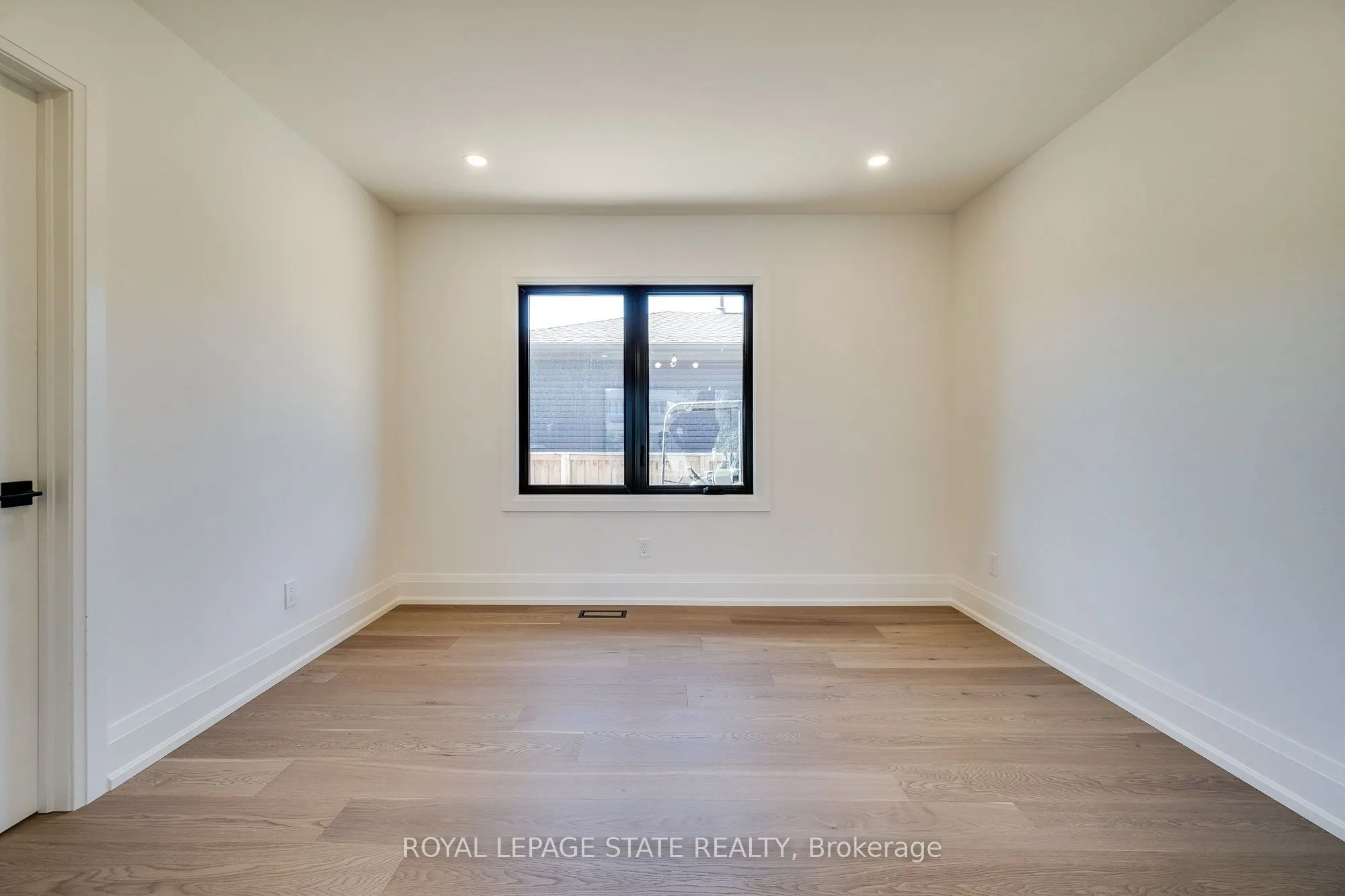 24 Royce Avenue