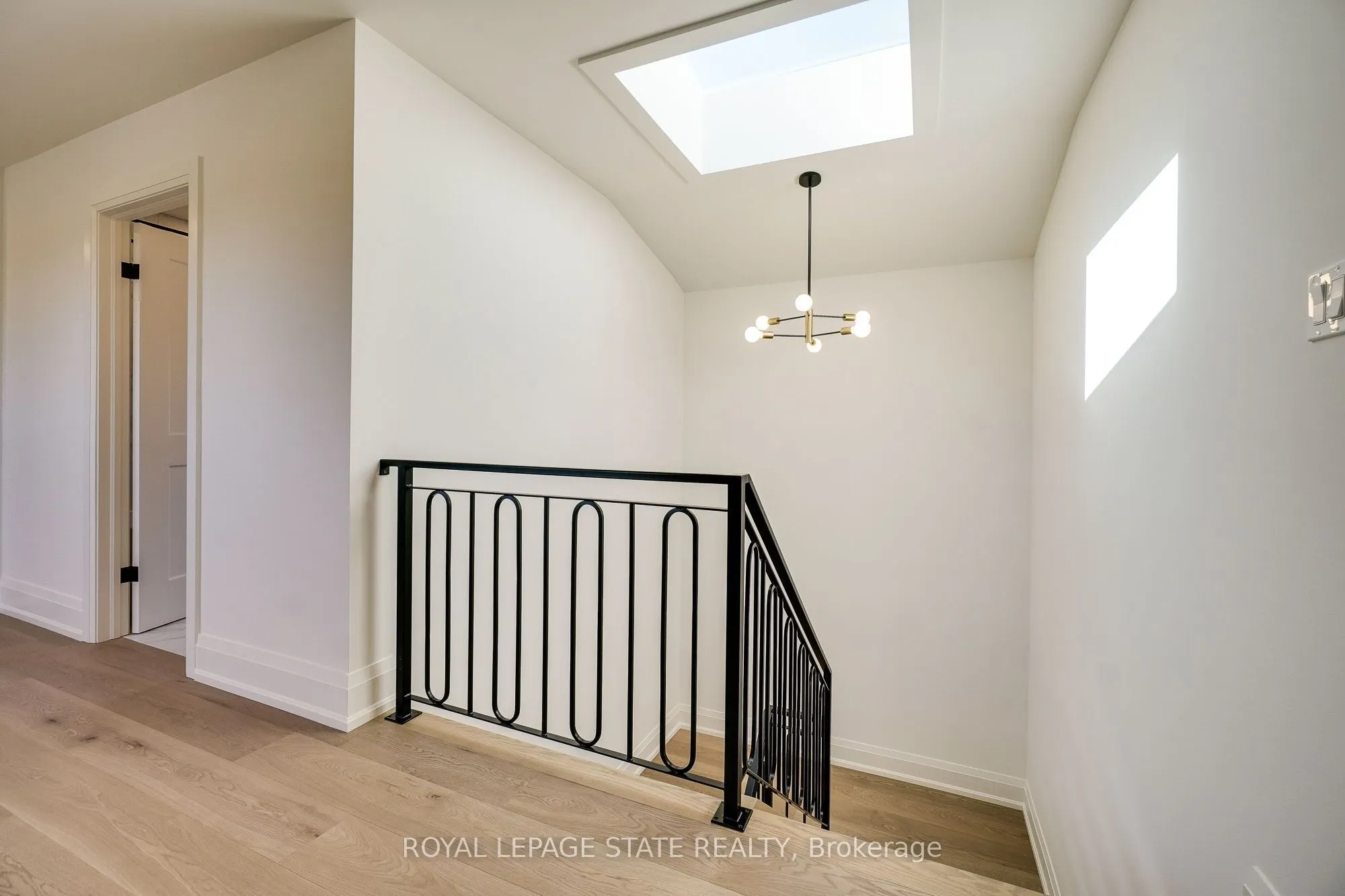 24 Royce Avenue
