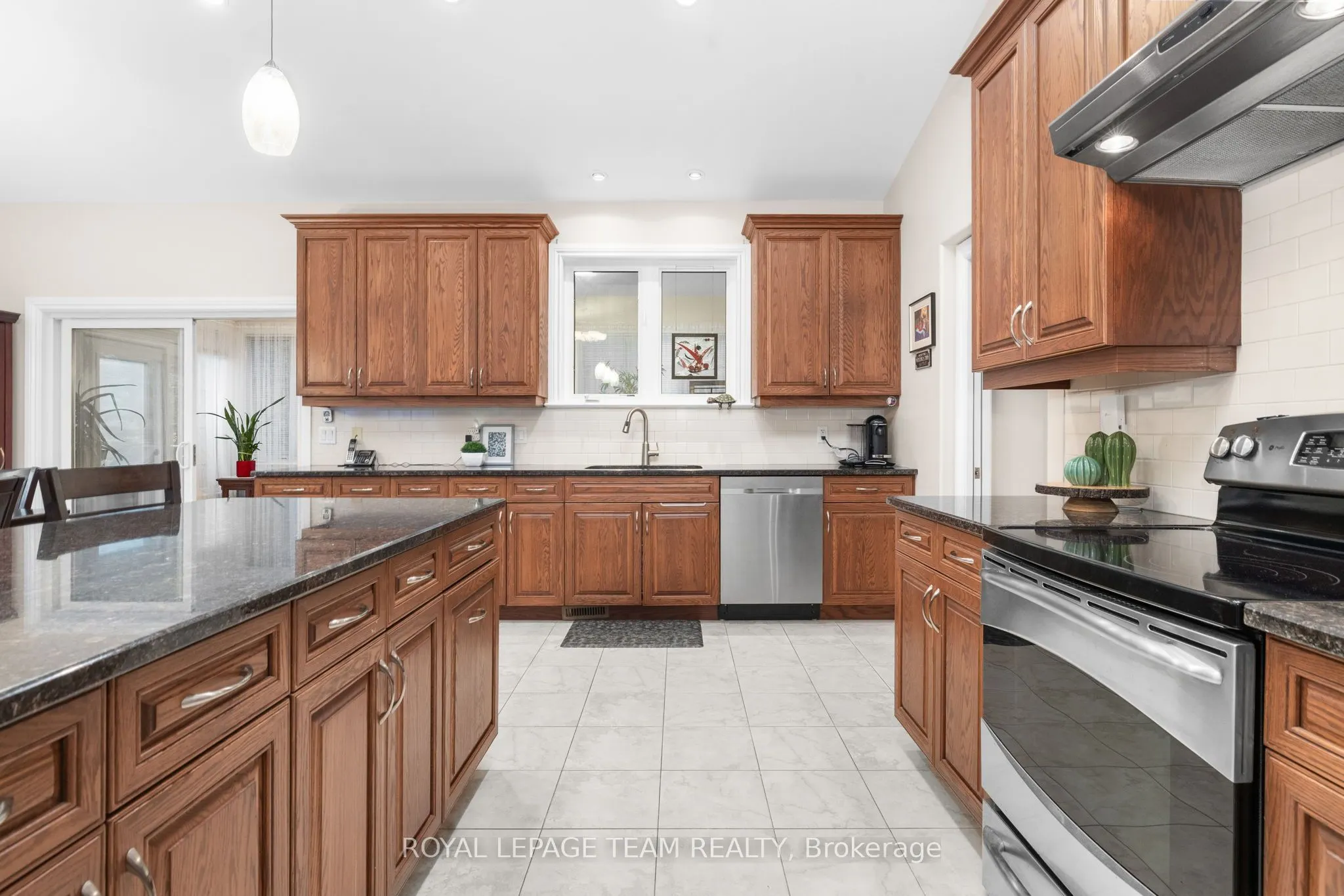 6810 Pebble Trail Way