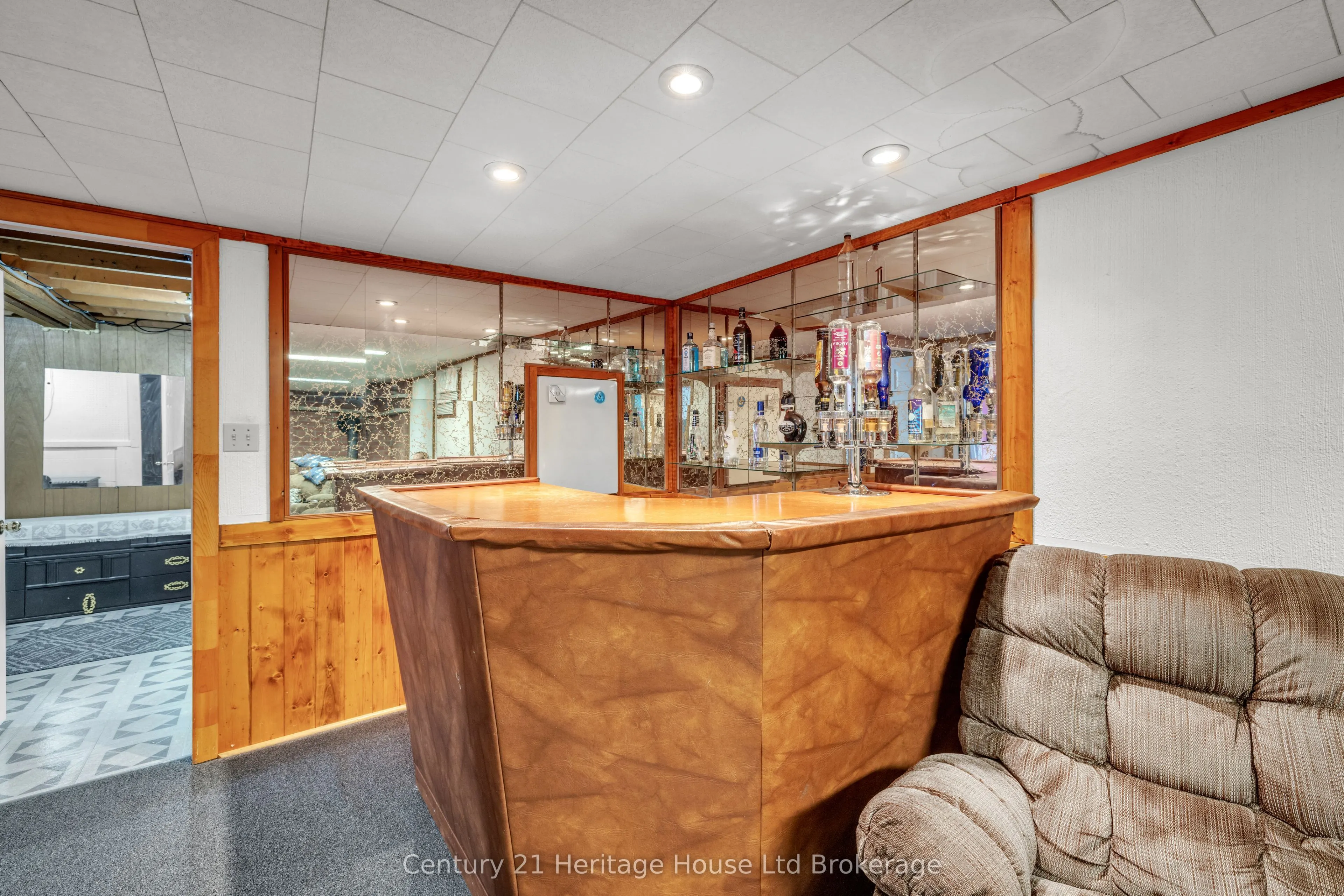 921 Lincoln Drive